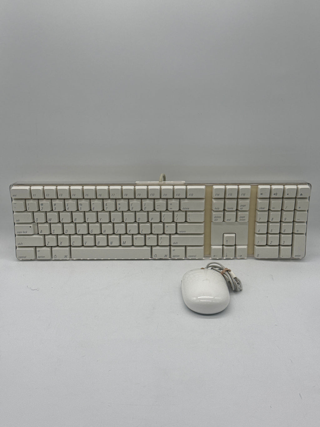 Apple iMac Isight G5 17" PowerPC G5 2GB RAM 160GB HDD All-in-One Desktop - Used