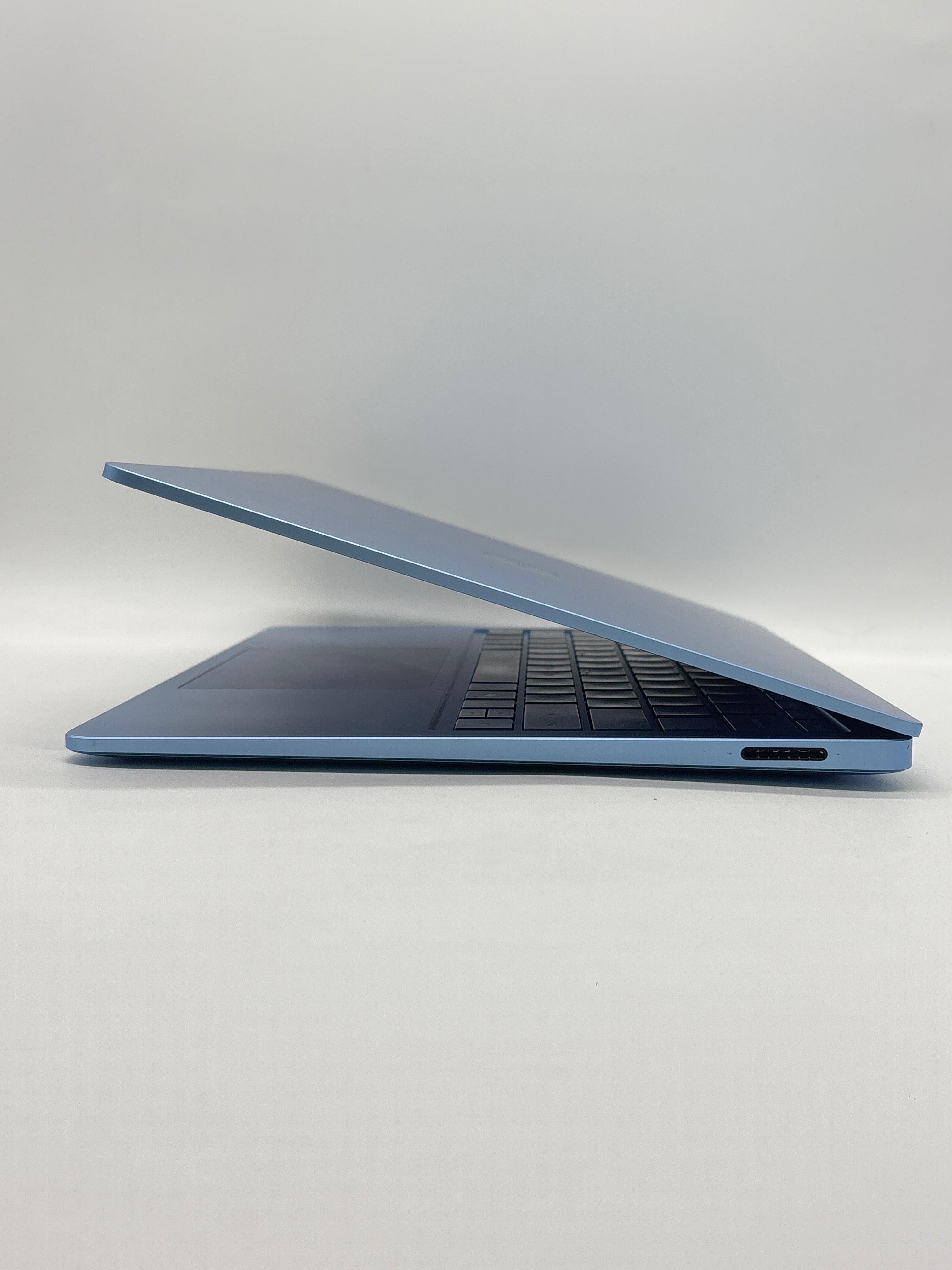 Microsoft Surface Laptop 7 2036 Snapdragon X10 Core 16GB RAM 512GB SSD