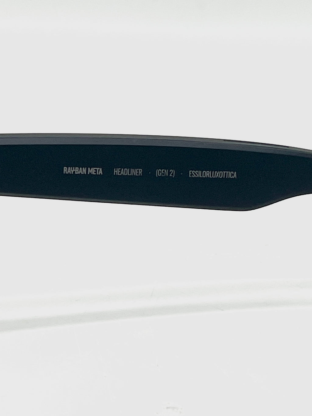 Ray-Ban Meta Headliner Gen 2 Smart Glasses - Used w/ Charging Case