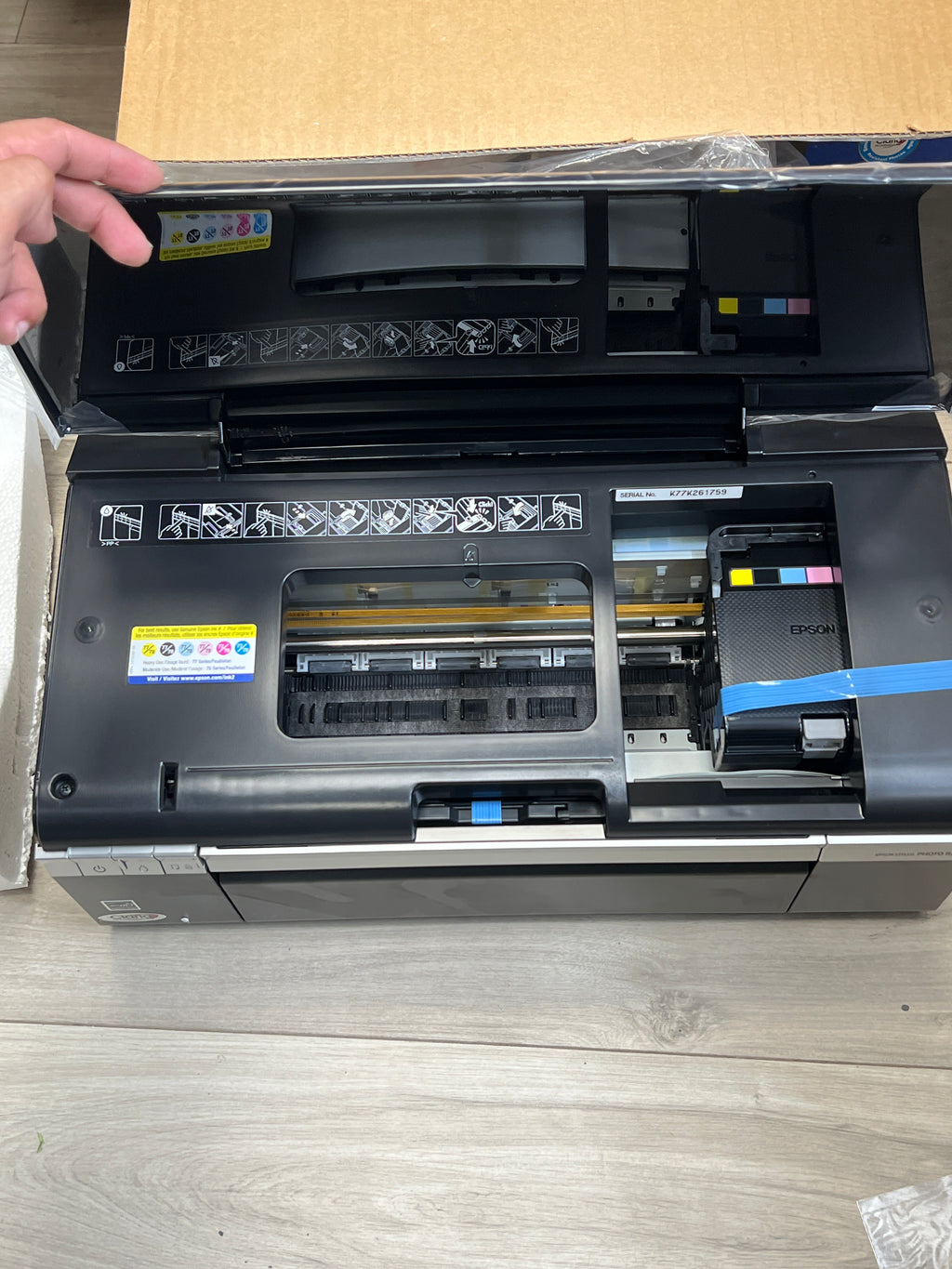 Epson R280 Photo Printer Ultra High Definition - New Open Box