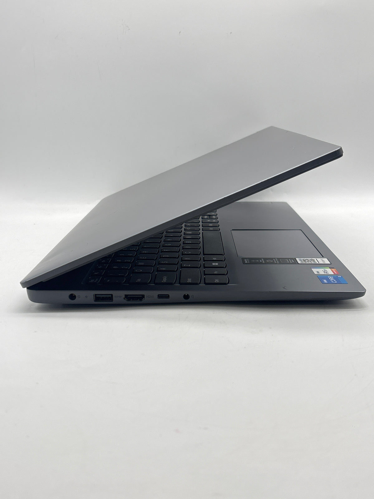 Lenovo IdeaPad Slim 3 15IRU8 15" Intel Core i5-1335U 16GB RAM 256GB SSD Gray - Used