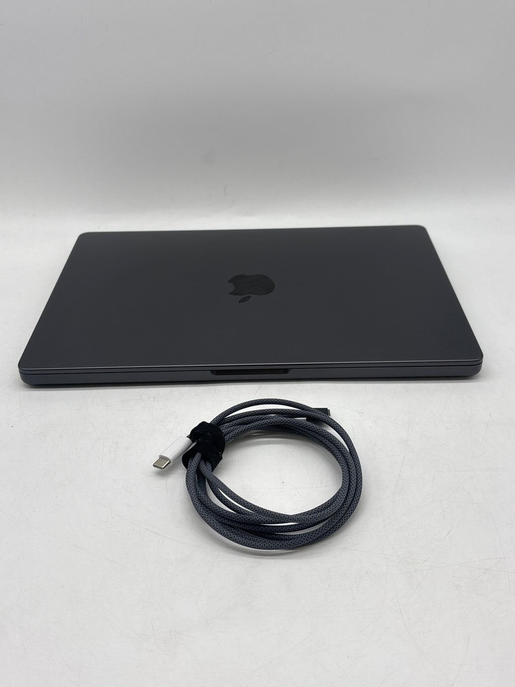 MacBook Pro 14" A2992 M3 Pro 11C 18GB RAM 512GB SSD - For Parts (Bad Screen)