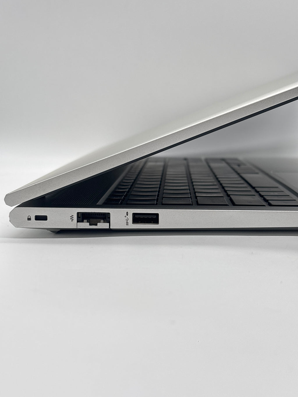 HP EliteBook 655 G10 Ryzen 5 PRO 7530U 16GB RAM 512GB SSD - For Parts (Read DESC)