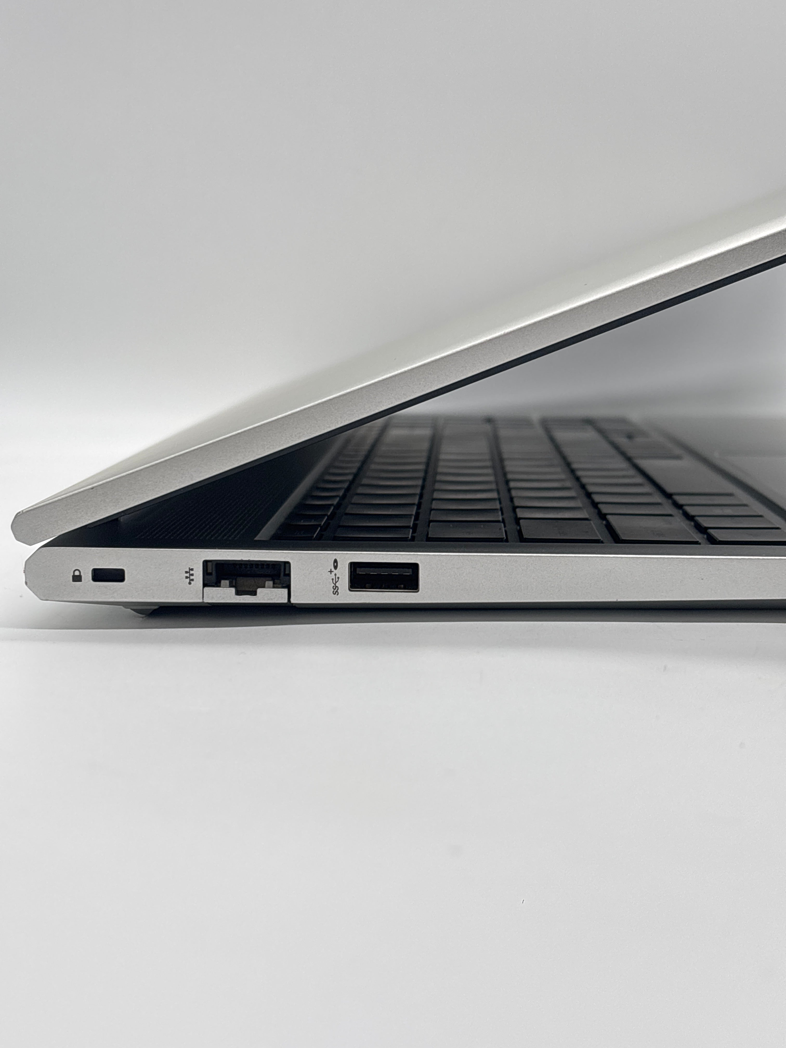 HP EliteBook 655 G10 Ryzen 5 PRO 7530U 16GB RAM 512GB SSD - For Parts (Read DESC)