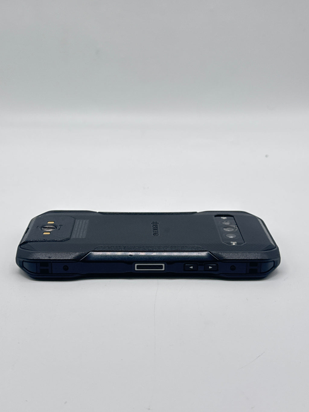 Kyocera DuraForce Pro 3 128GB Black Rugged Compatible with Verizon - For Parts