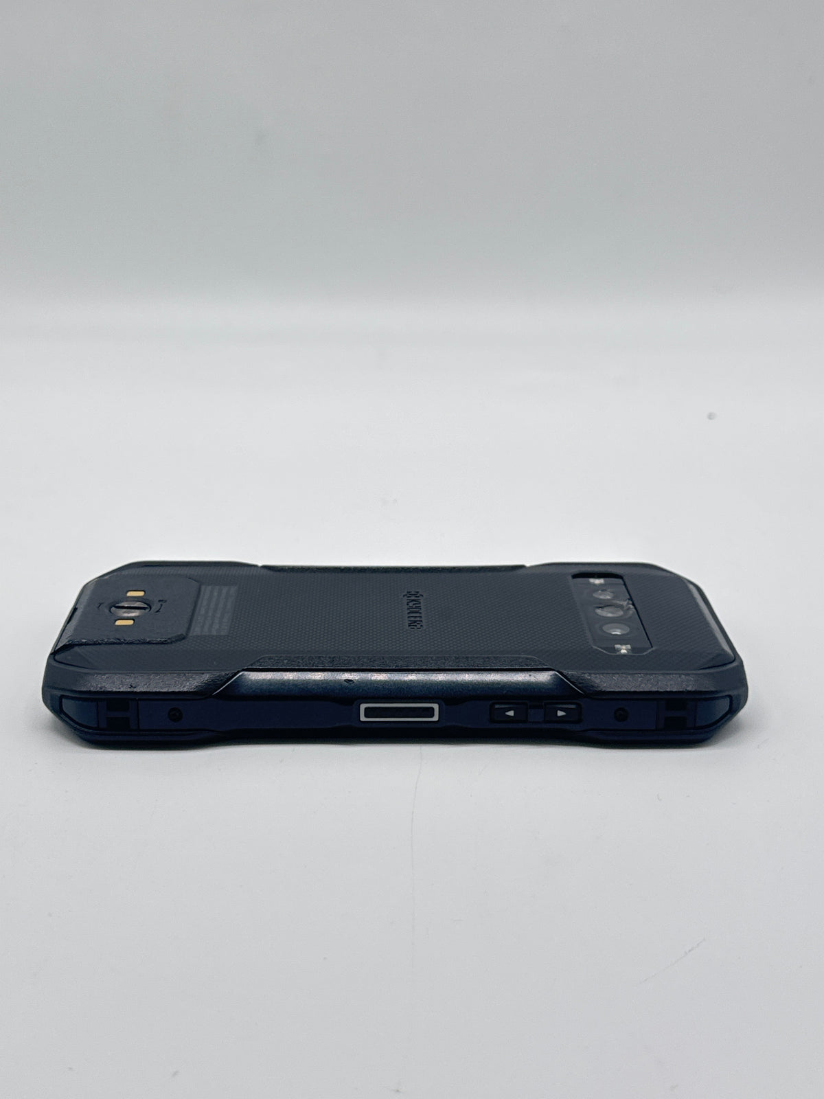 Kyocera DuraForce Pro 3 128GB Black Rugged Compatible with Verizon - For Parts