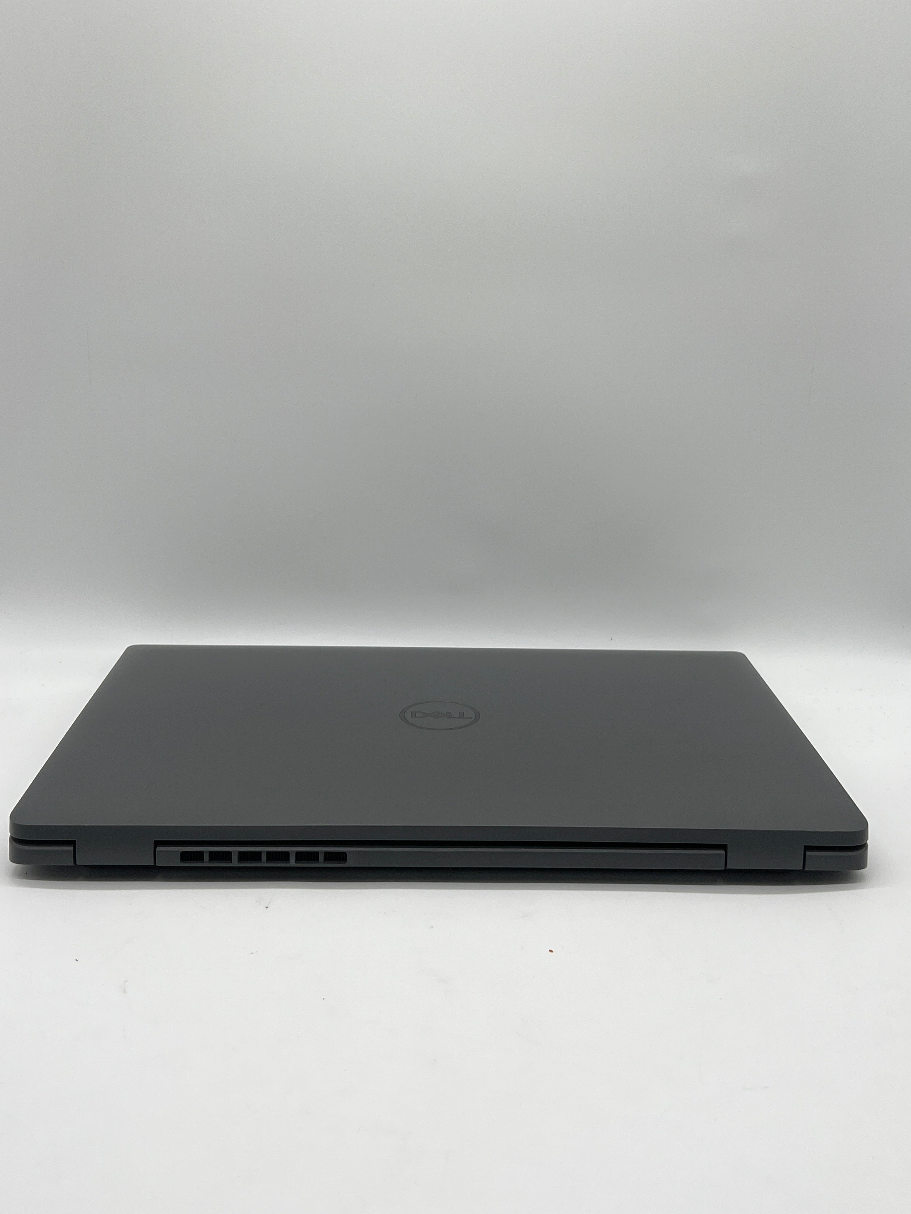 Dell Latitude 3550 15.6-inch Intel Core i5 13th 16GB RAM 256GB SSD Black Used