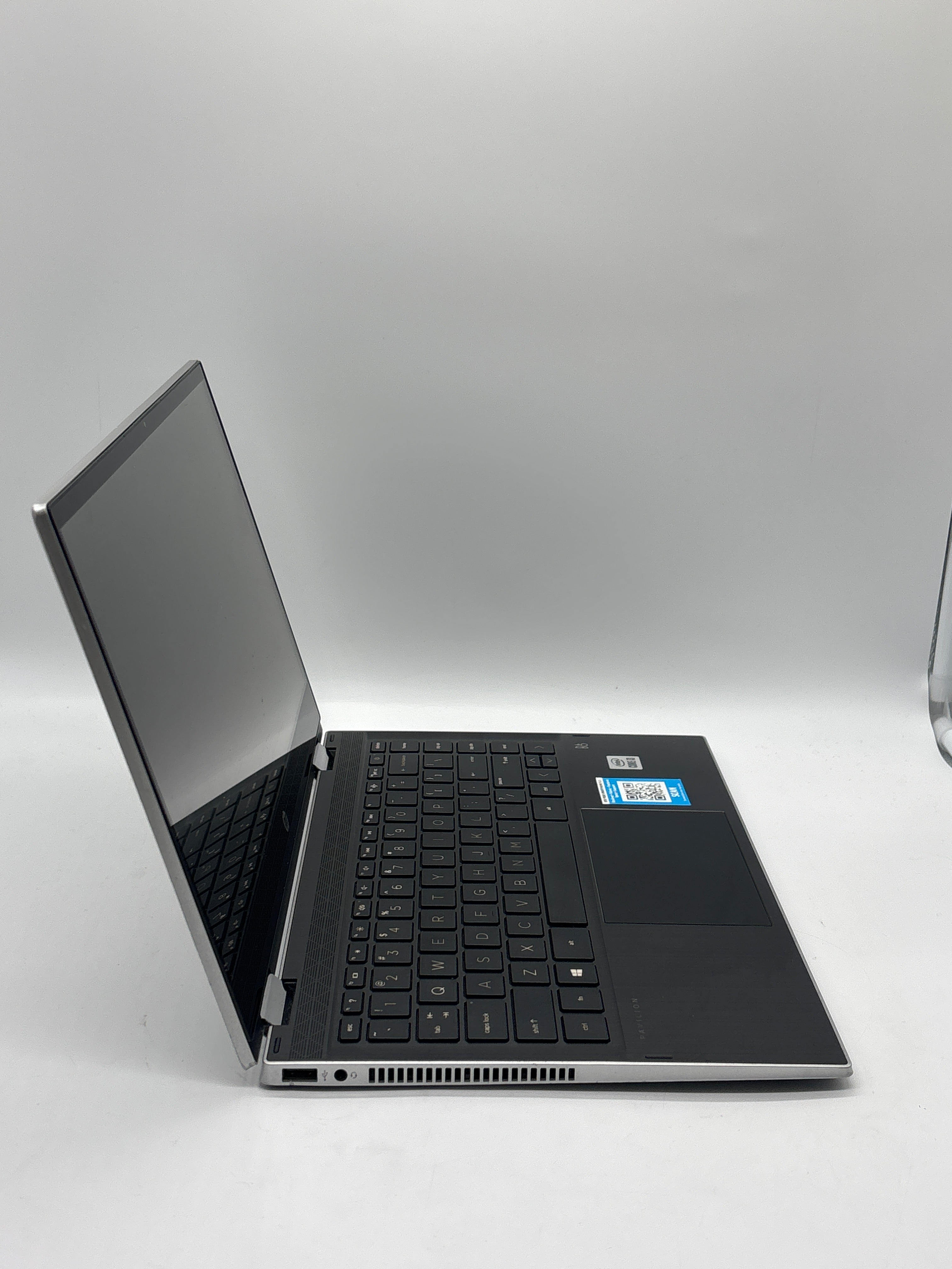 HP Pavilion x360 14-inch Intel i3 8GB RAM 128GB SSD Black