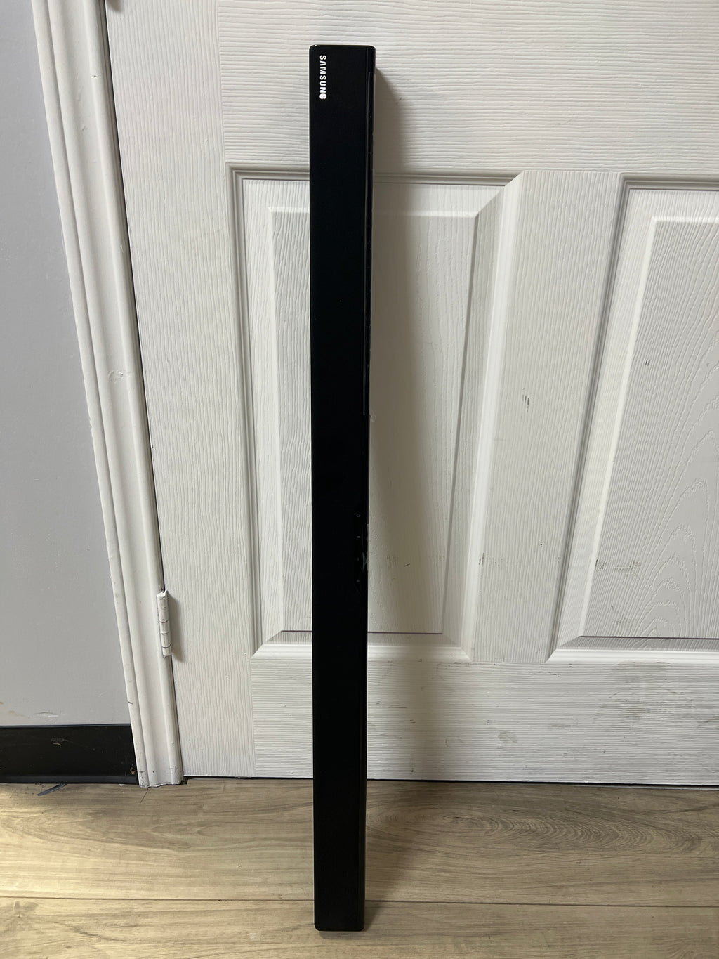 Samsung PS-EW1-2 Subwoofer with Sound Bar - Home Theatre