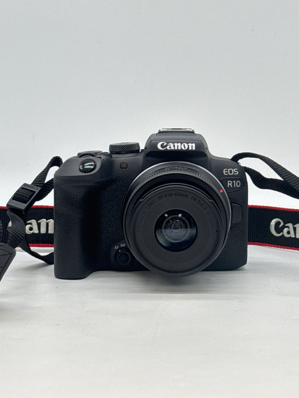 Canon EOS R10 24.2MP Mirrorless Camera with RF-S 18-45mm Lens - Used