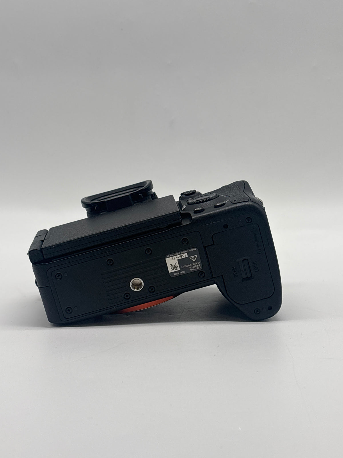 Sony Alpha 7R V ILCE-7RM5 61MP Full-Frame Mirrorless Camera Body - Used