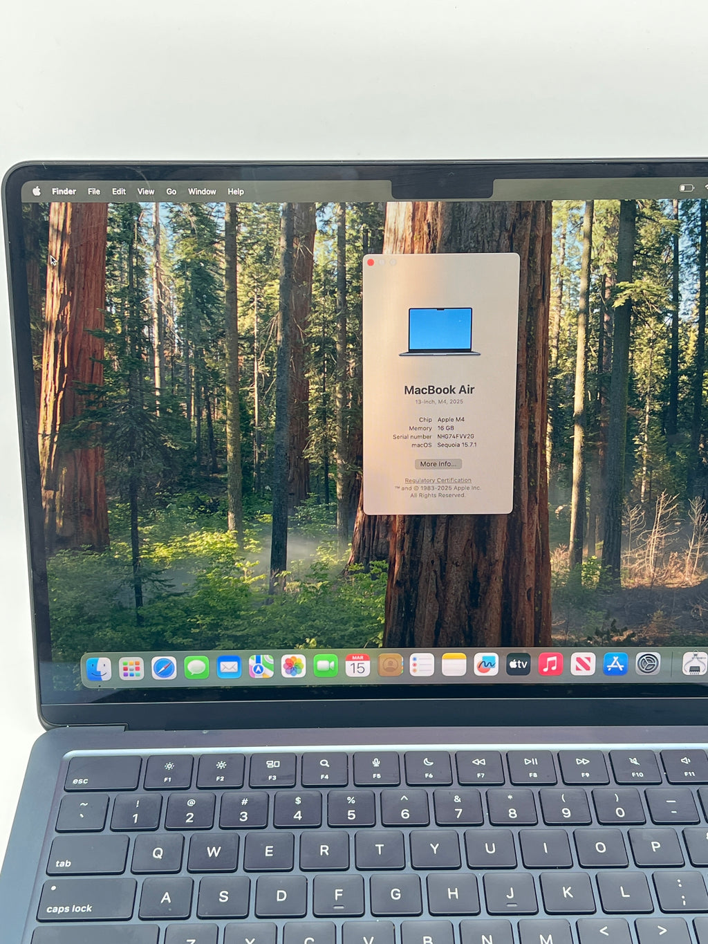 Apple MacBook Air 13" M4 A3240 16GB RAM 512GB SSD - Used