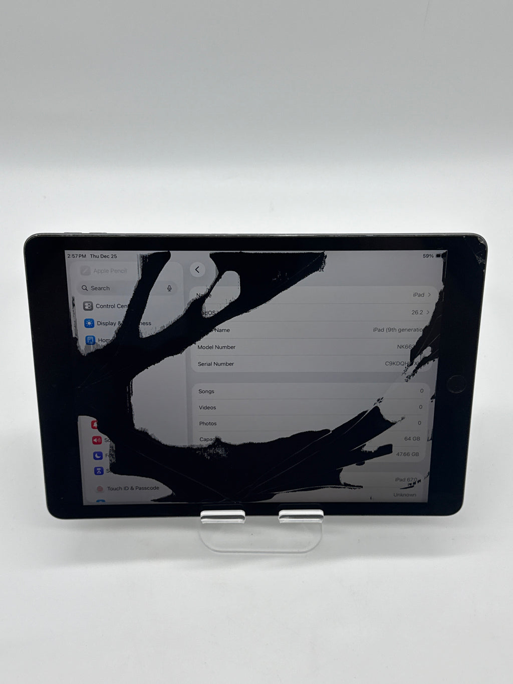 Apple iPad 9th Gen A2603 64GB Space Gray WiFi + Cellular Cracked Screen/Lines