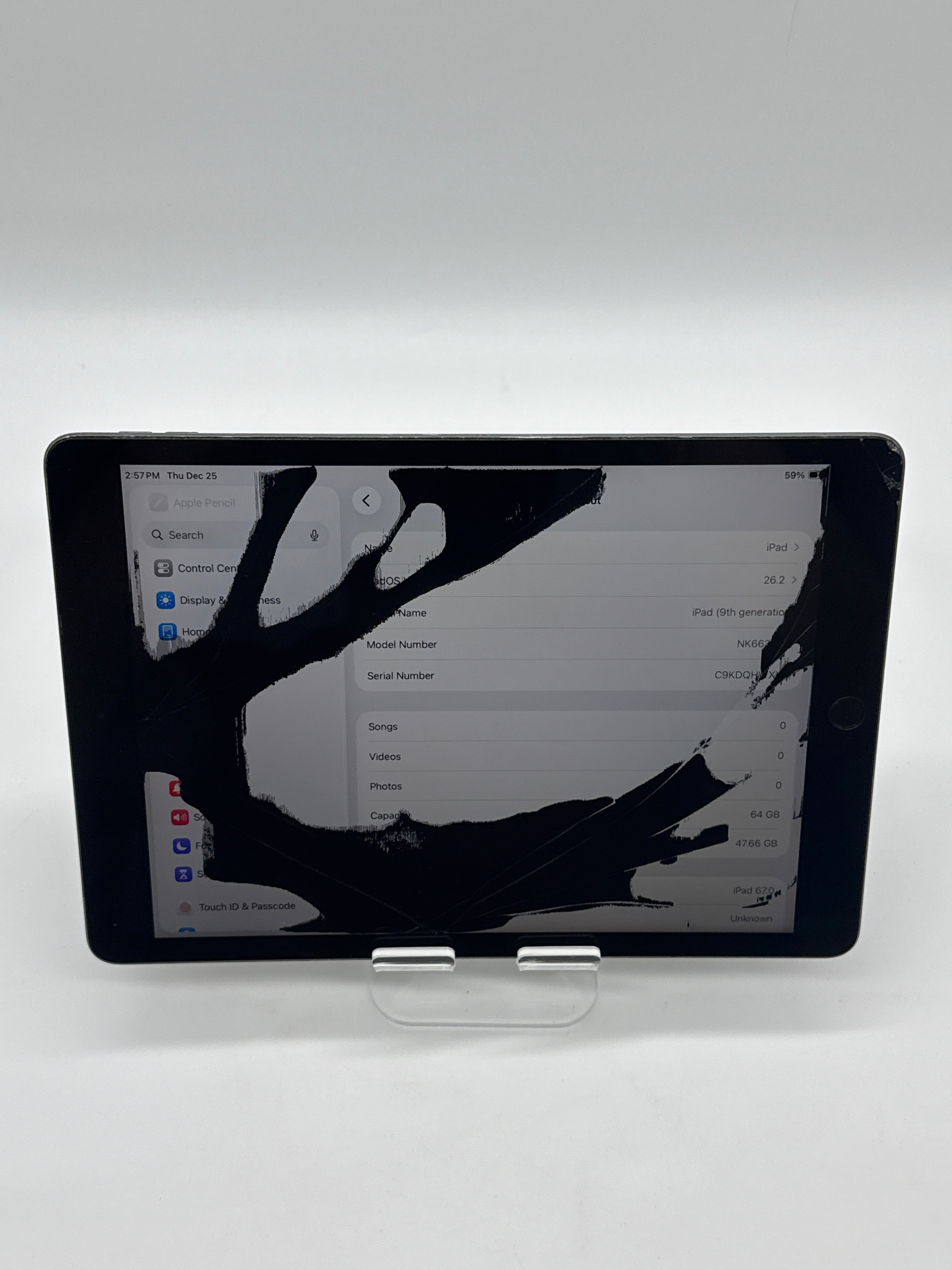 Apple iPad 9th Gen A2603 64GB Space Gray WiFi + Cellular Cracked Screen/Lines