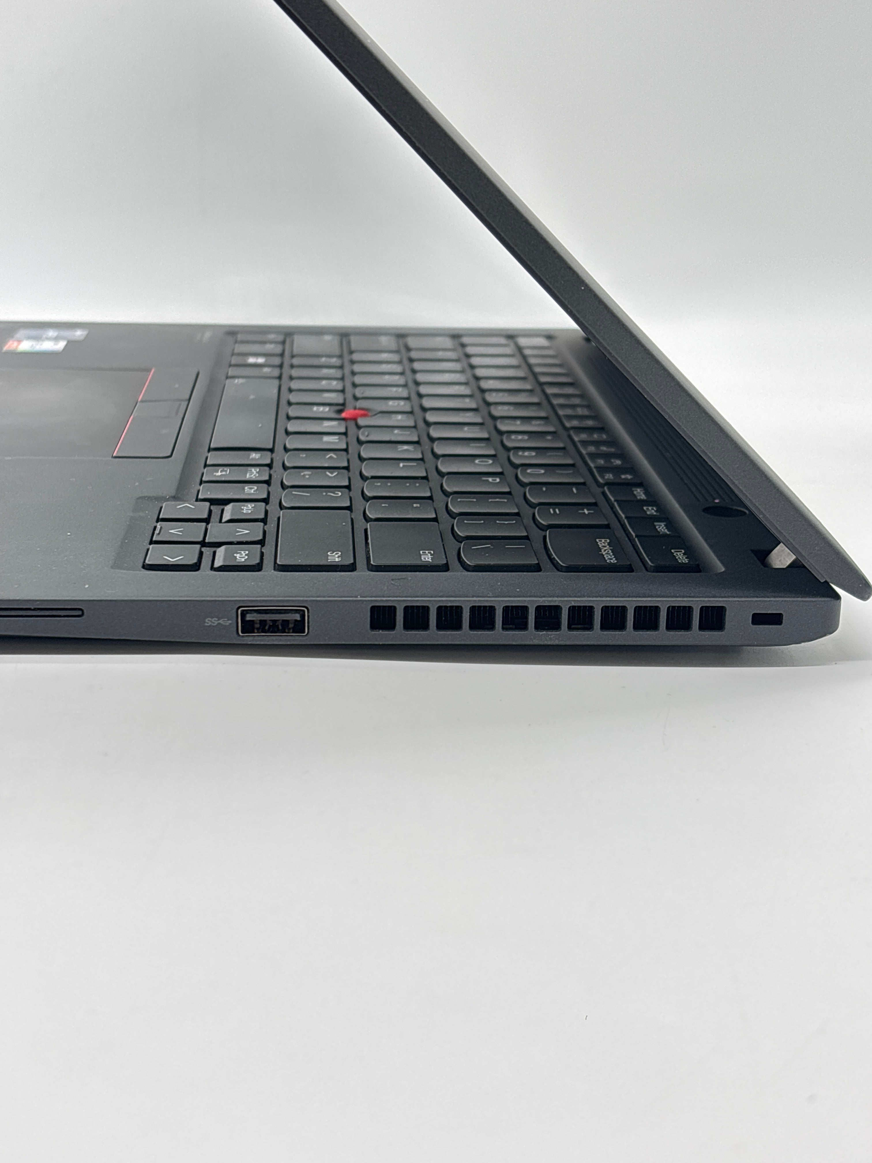 Lenovo ThinkPad T14s Gen 3 i7-1270P 16GB RAM 512GB SSD - For Parts (READ)