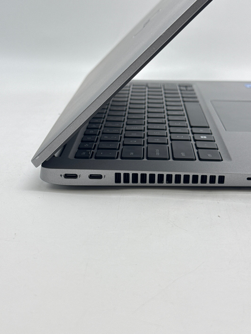 Dell Latitude 5430 Core i5-1235U 16GB RAM 256GB SSD - Used