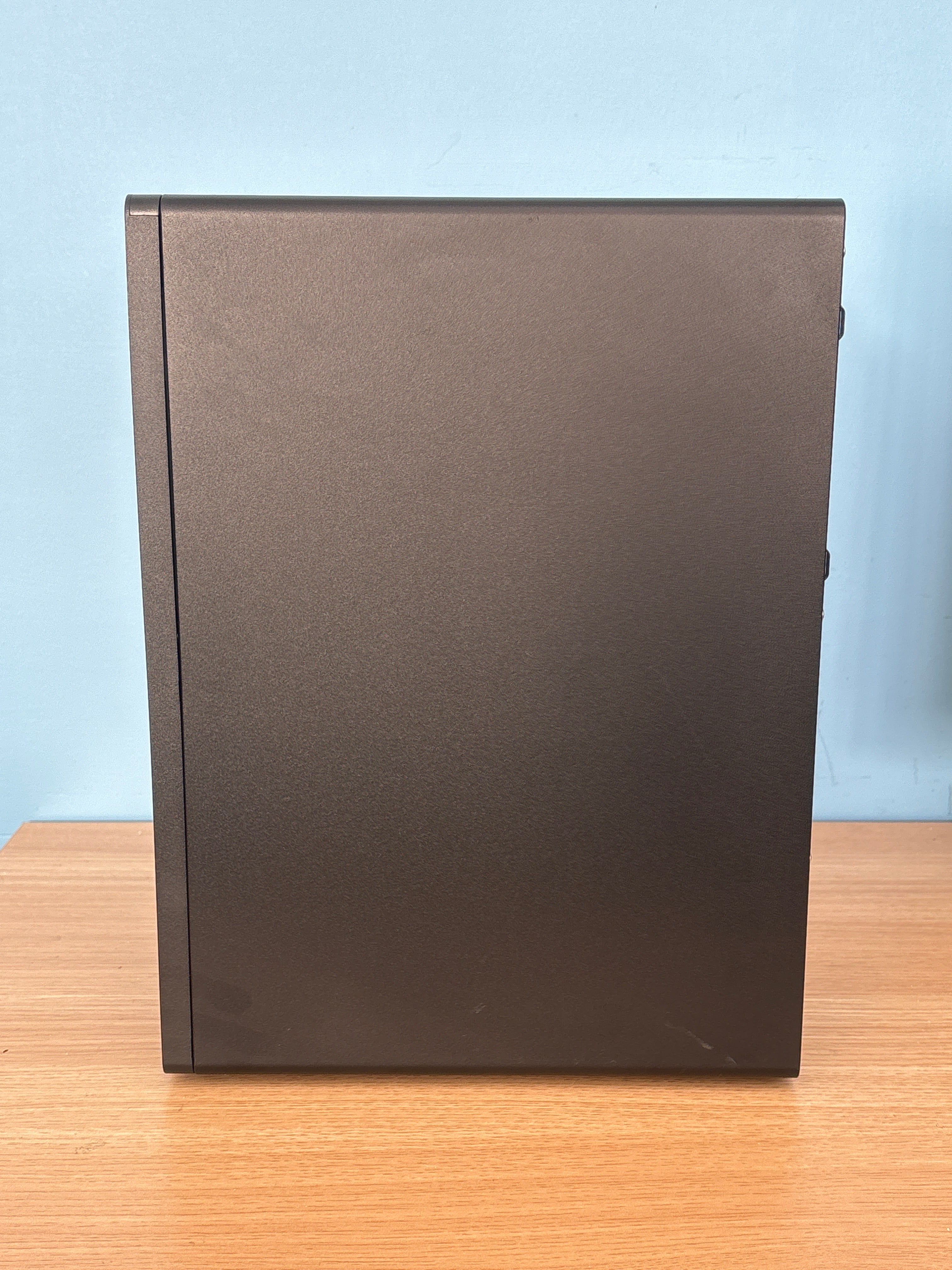 Lenovo M90T Gen 5 i5-14500 16GB RAM 256GB SSD Intel UHD 770