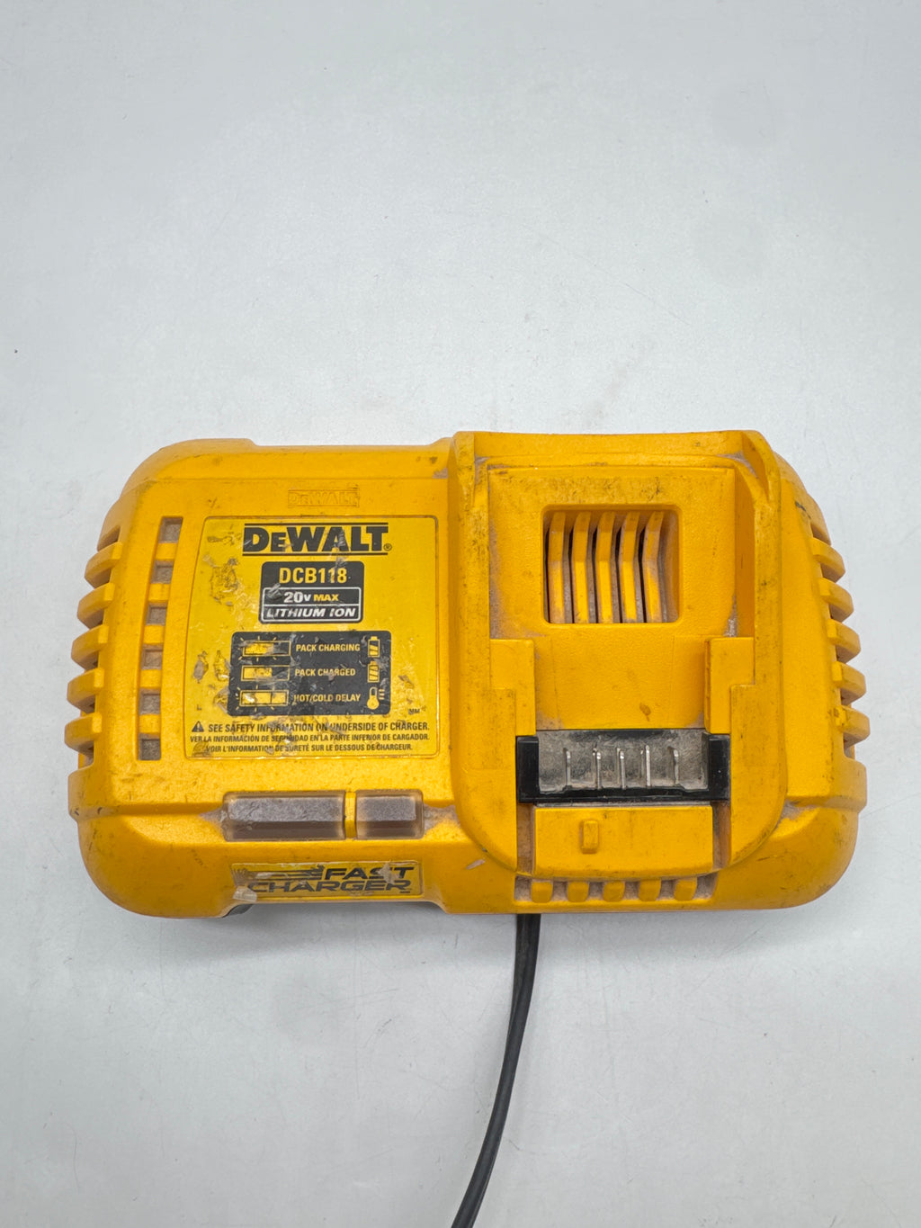 DeWalt DCD771 20V Lithium-Ion Drill/Driver 1/2 w/ Battery & Charger
