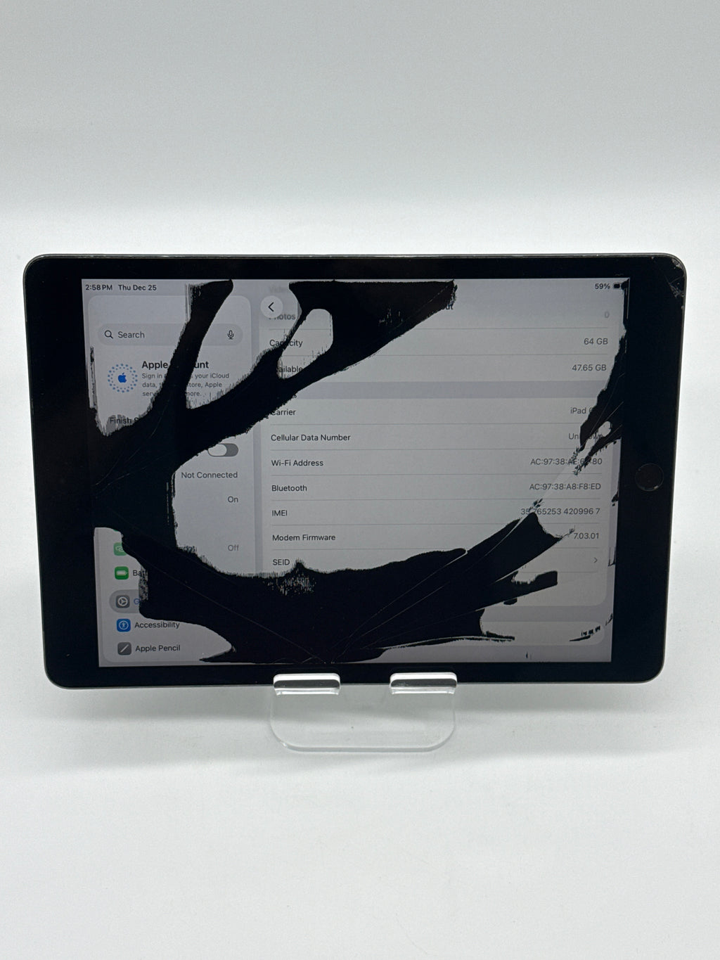 Apple iPad 9th Gen A2603 64GB Space Gray WiFi + Cellular Cracked Screen/Lines