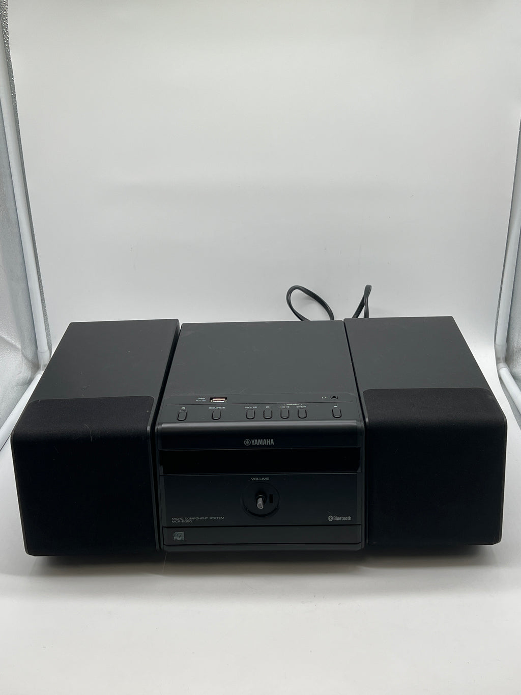 Yamaha MCR-B020 Bluetooth AM/FM CD USB - For Parts (Missing Volume Knob)