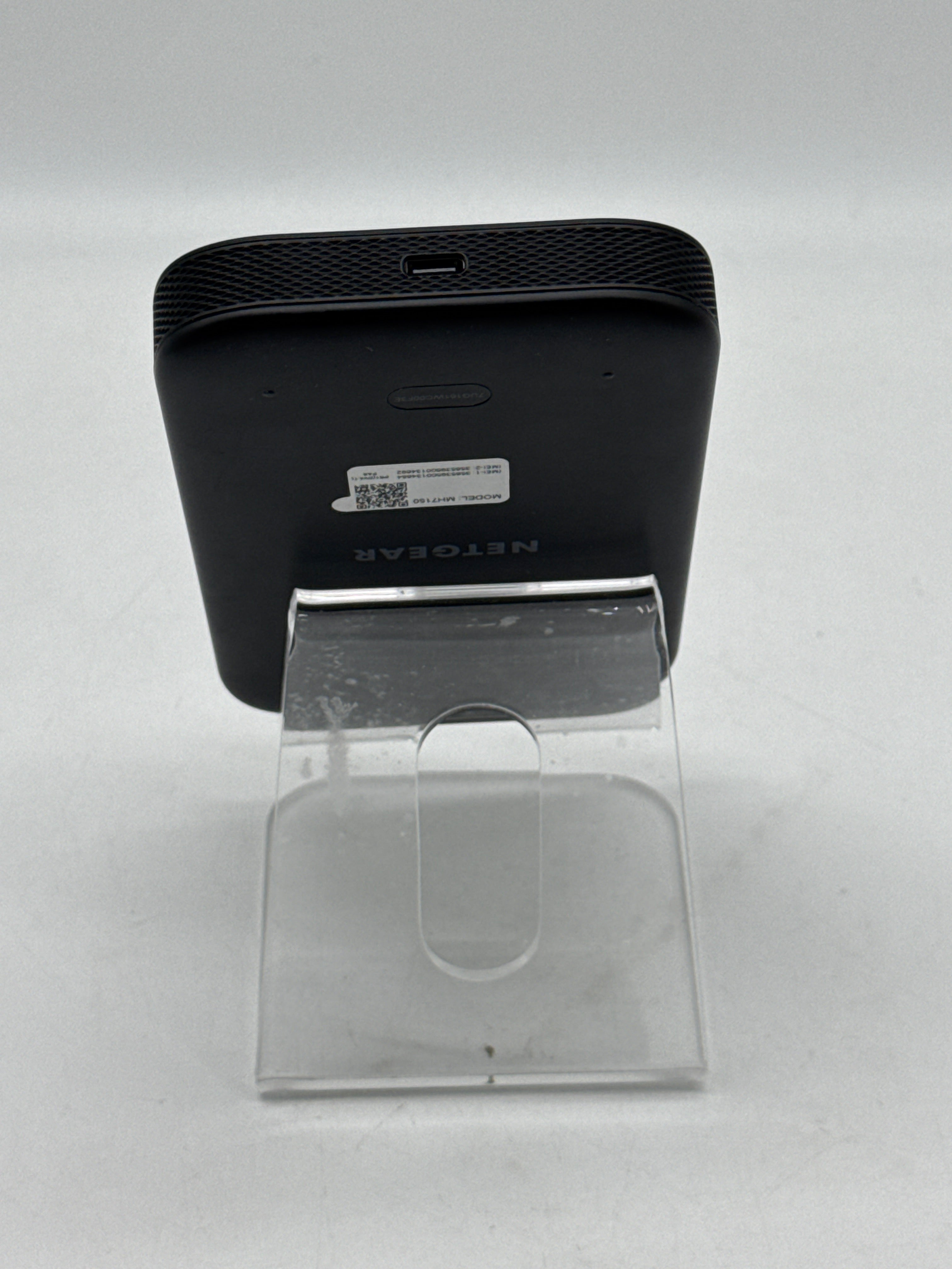 NETGEAR Nighthawk MH7150 5G Mobile Hotspot M7 Black Unlocked Wi-Fi Hotspot