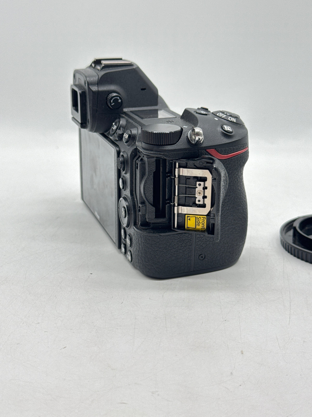 Nikon Z7 45.7MP Mirrorless Digital Camera Body Only Black - Used