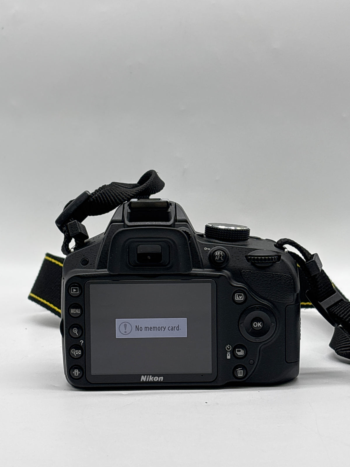 Nikon D3200 24.2MP DSLR Camera with 18-55mm Lens Black - Used