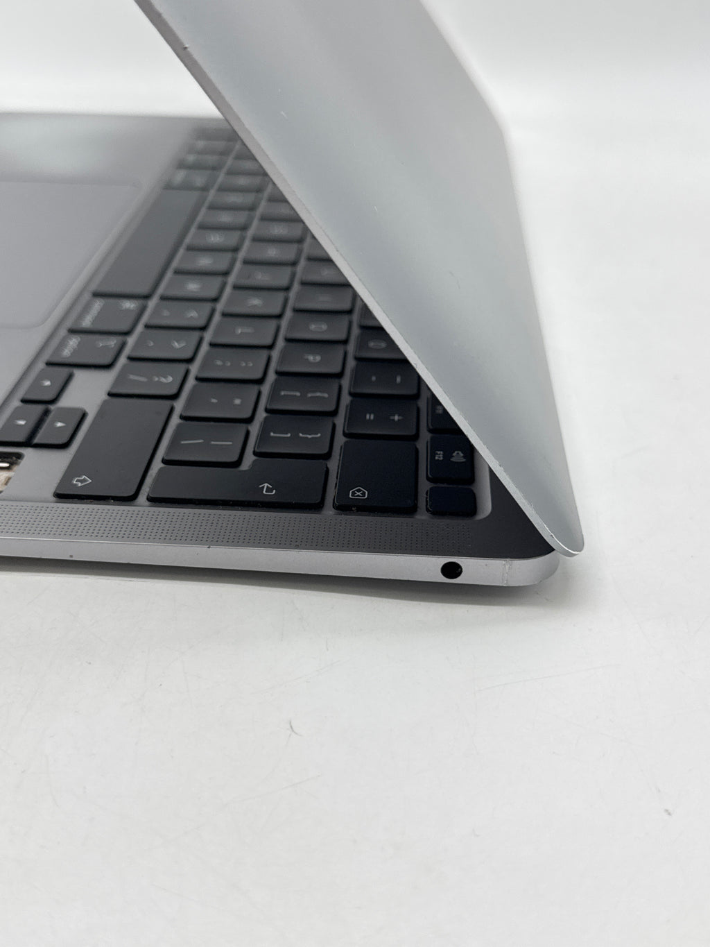 Apple MacBook Air 13" A2179 i7 16GB RAM 512GB SSD - Missing Arrow Key