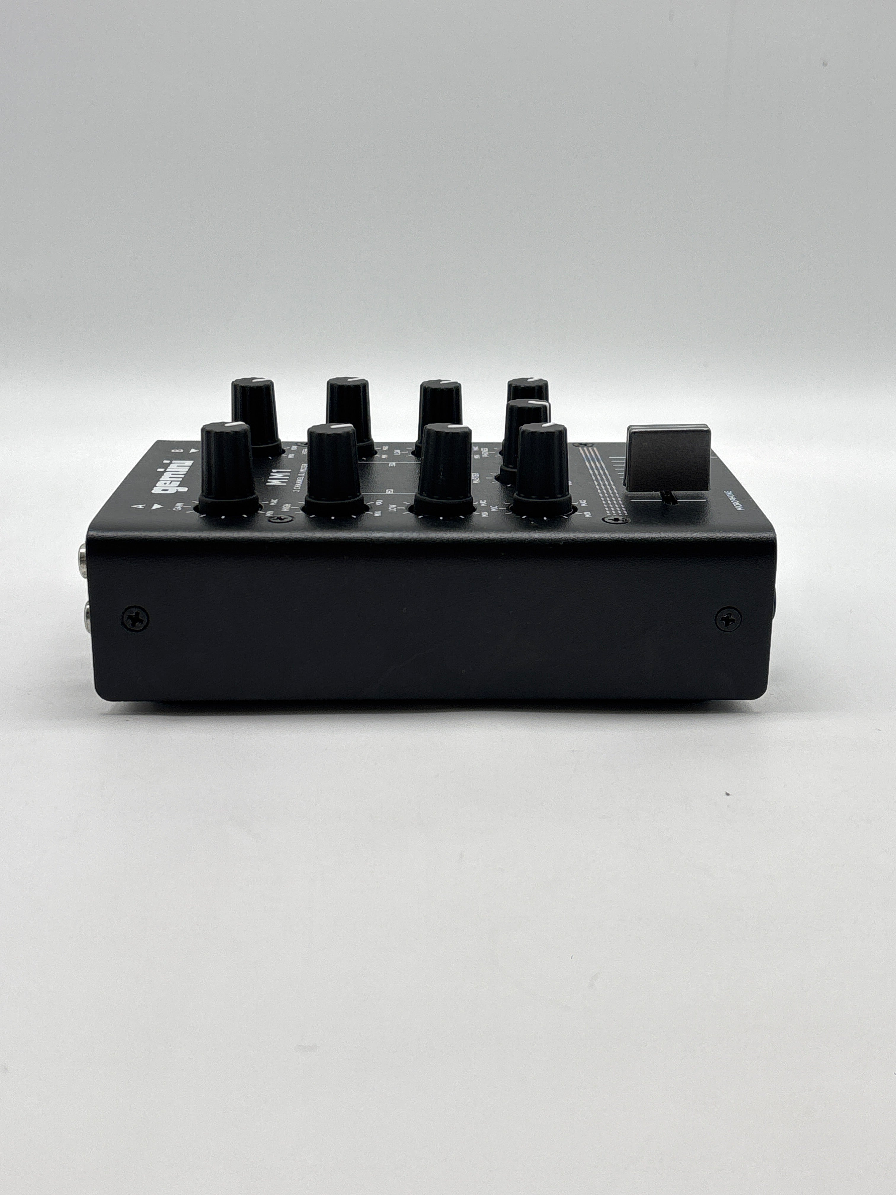 Gemini MM1 2-Channel DJ Mixer Audio Pocket Sized - Used