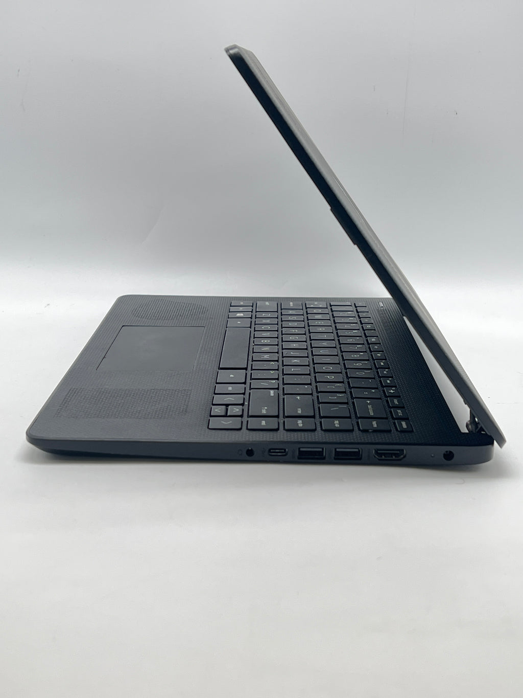 HP Laptop 14-fq0013dx Athlon Silver 3050U 4GB RAM 128GB SSD - For Parts (READ)