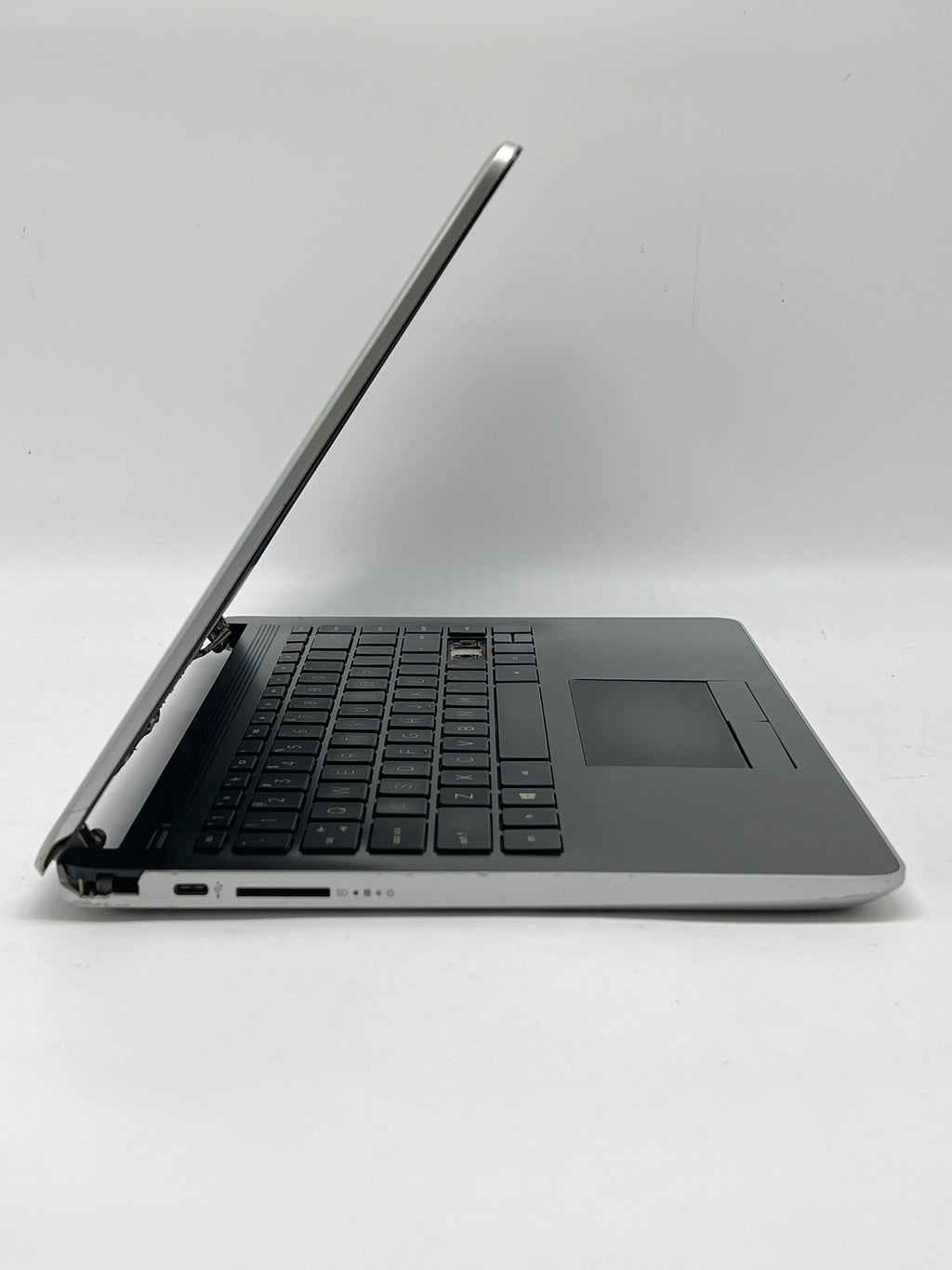 HP 14-cf0052od Core i3-8130U 8GB RAM 128GB SSD - For Parts (Read)