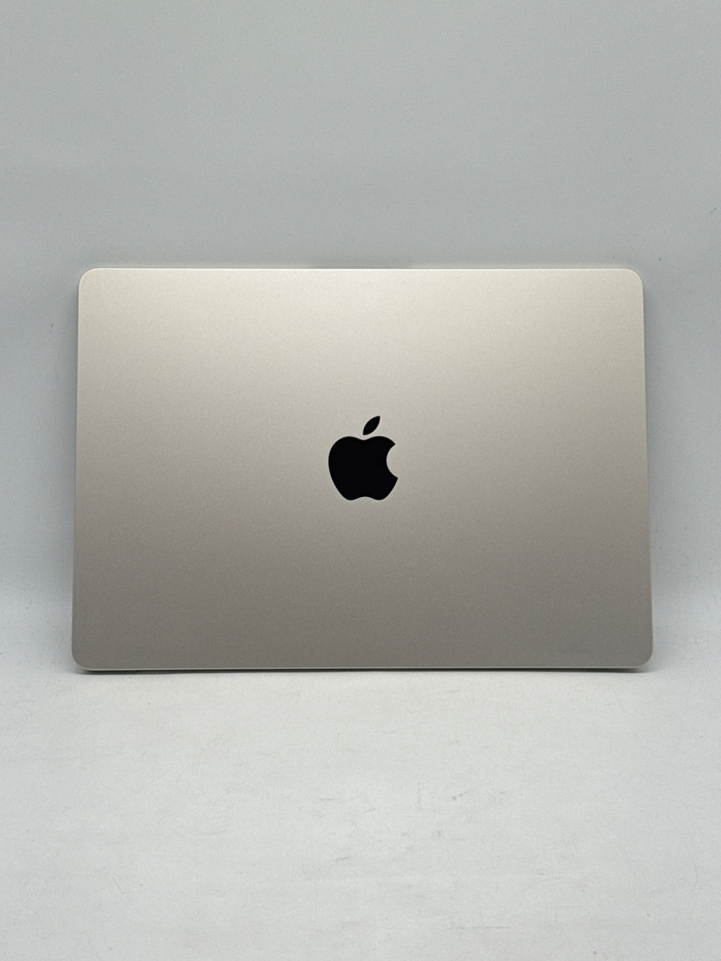 Apple MacBook Air 13" M3 A3113 8GB RAM 256GB SSD Gold - Used