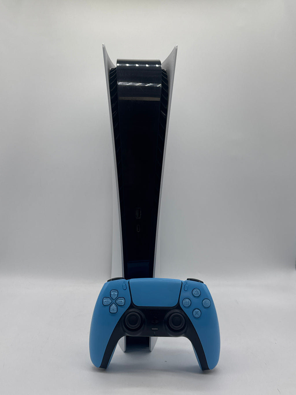 Sony PlayStation 5 Digital Edition (CFI-1015B) 825GB - Used