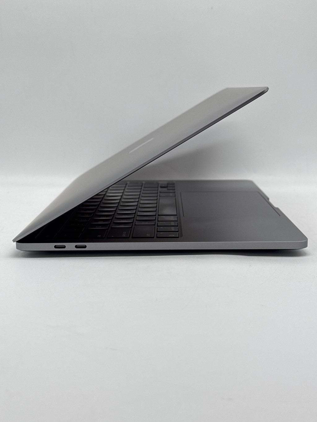 Apple MacBook Pro 13" A2338 M1 8GB RAM 256GB SSD Space Gray - Used