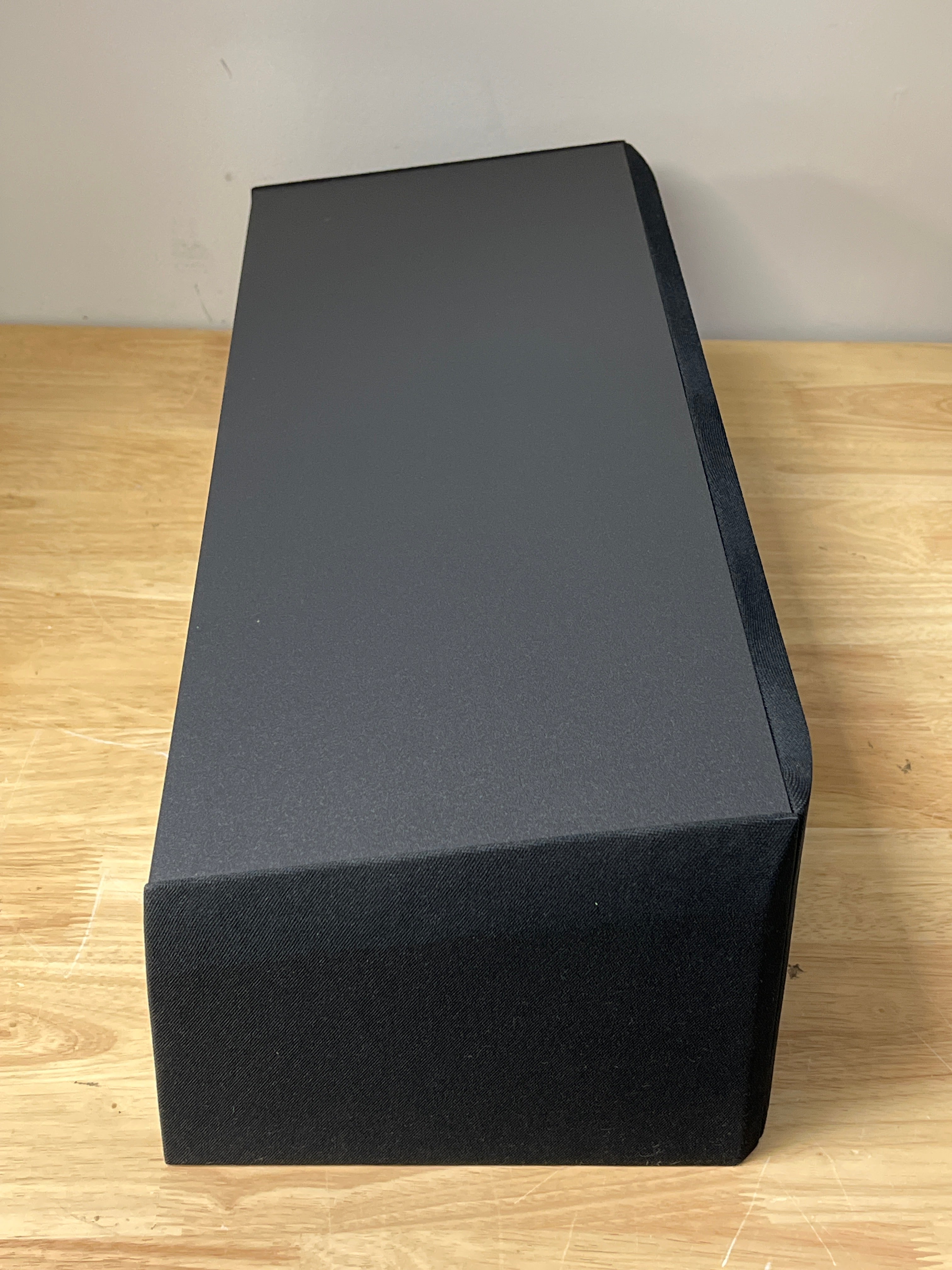 Paradigm CC-370 V3 Center Speaker Black 5.25 Inch 10-175 Watt Used