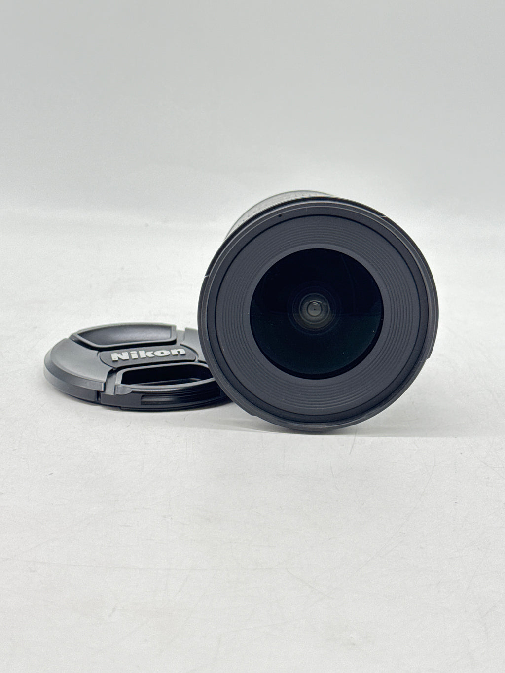 Nikon AF-S DX NIKKOR 10-24mm f/3.5-4.5G ED Camera Lens Black - Used