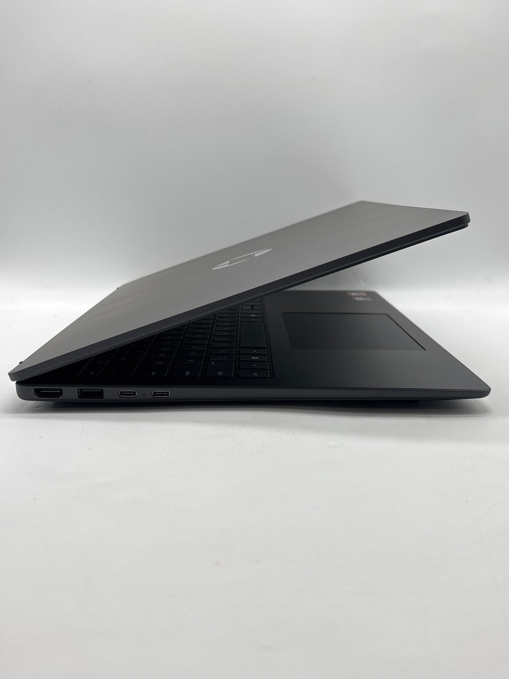 HP OmniBook 3 16-by0299nr 16" AMD Ryzen 3 8GB RAM 512GB SSD Black - Open Box