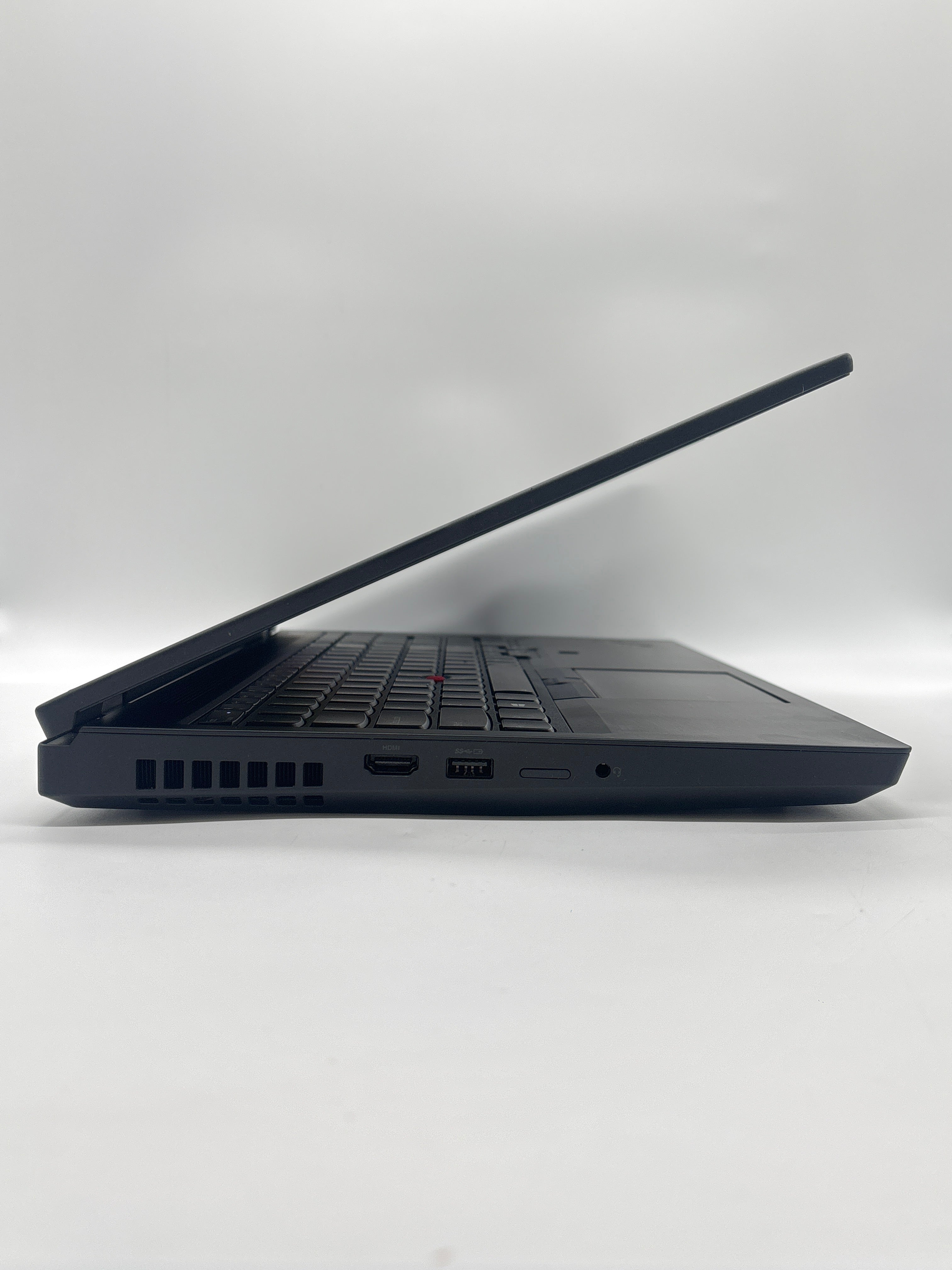 Lenovo ThinkPad P15 Gen 1 i7-10750H 32GB RAM 1TB SSD T1000