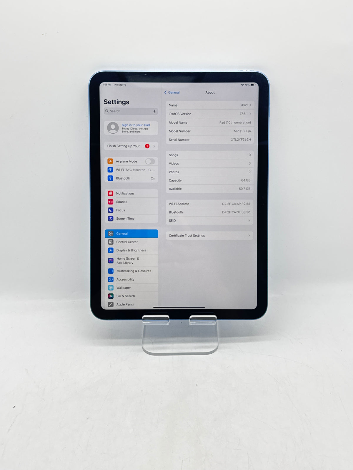 Apple iPad 10.9" A2696 64GB Wi-Fi Blue - Used