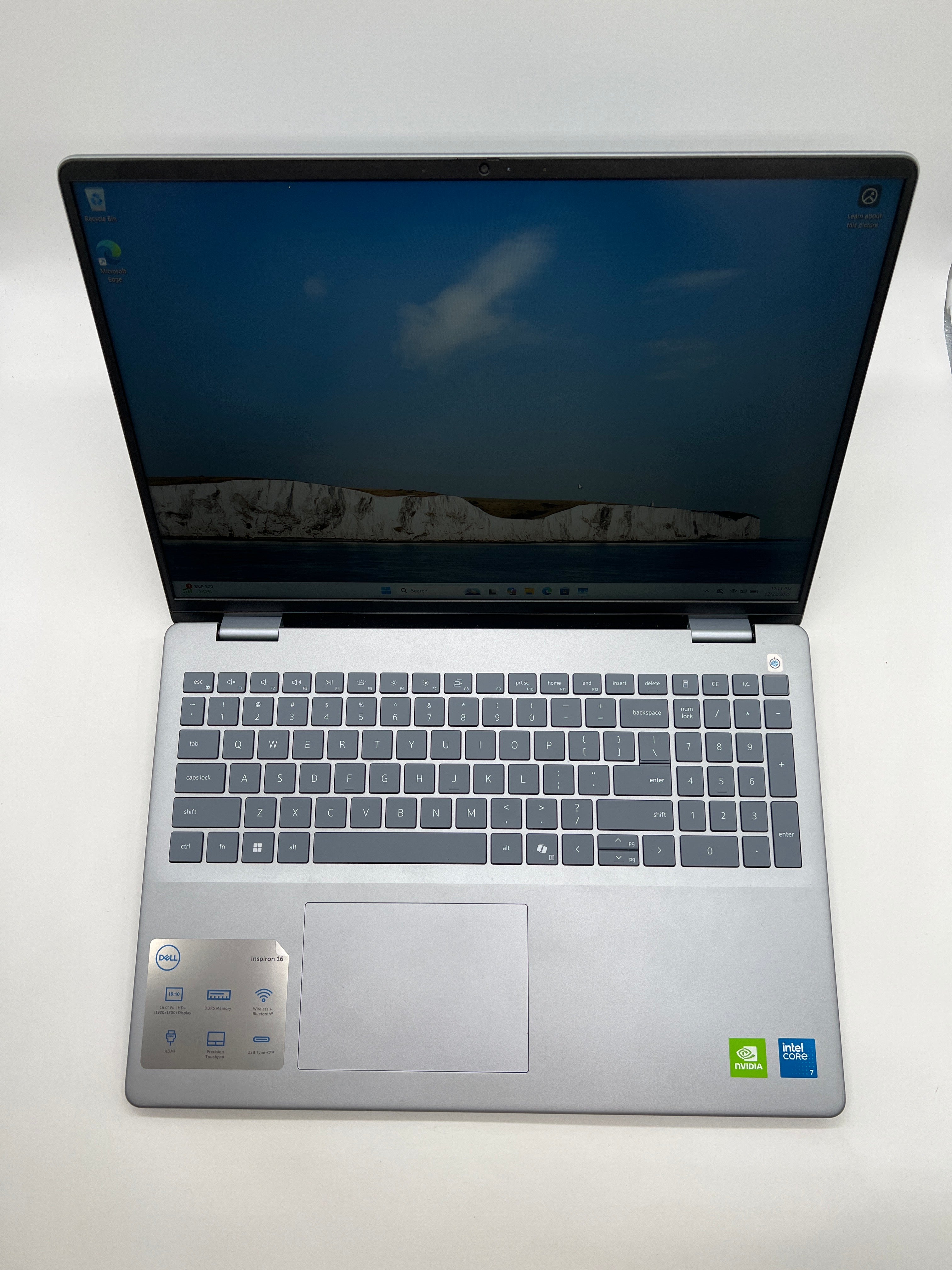 Dell Inspiron 16 Intel Core 7 32GB RAM 1TB SSD Geforce MX570A