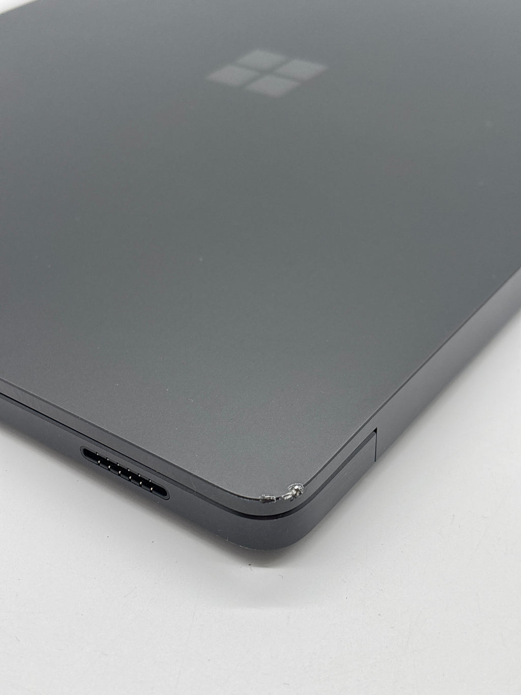 Microsoft Surface Laptop 7 2107 Ultra 7 268V 32GB RAM 1TB SSD - For Parts (READ)
