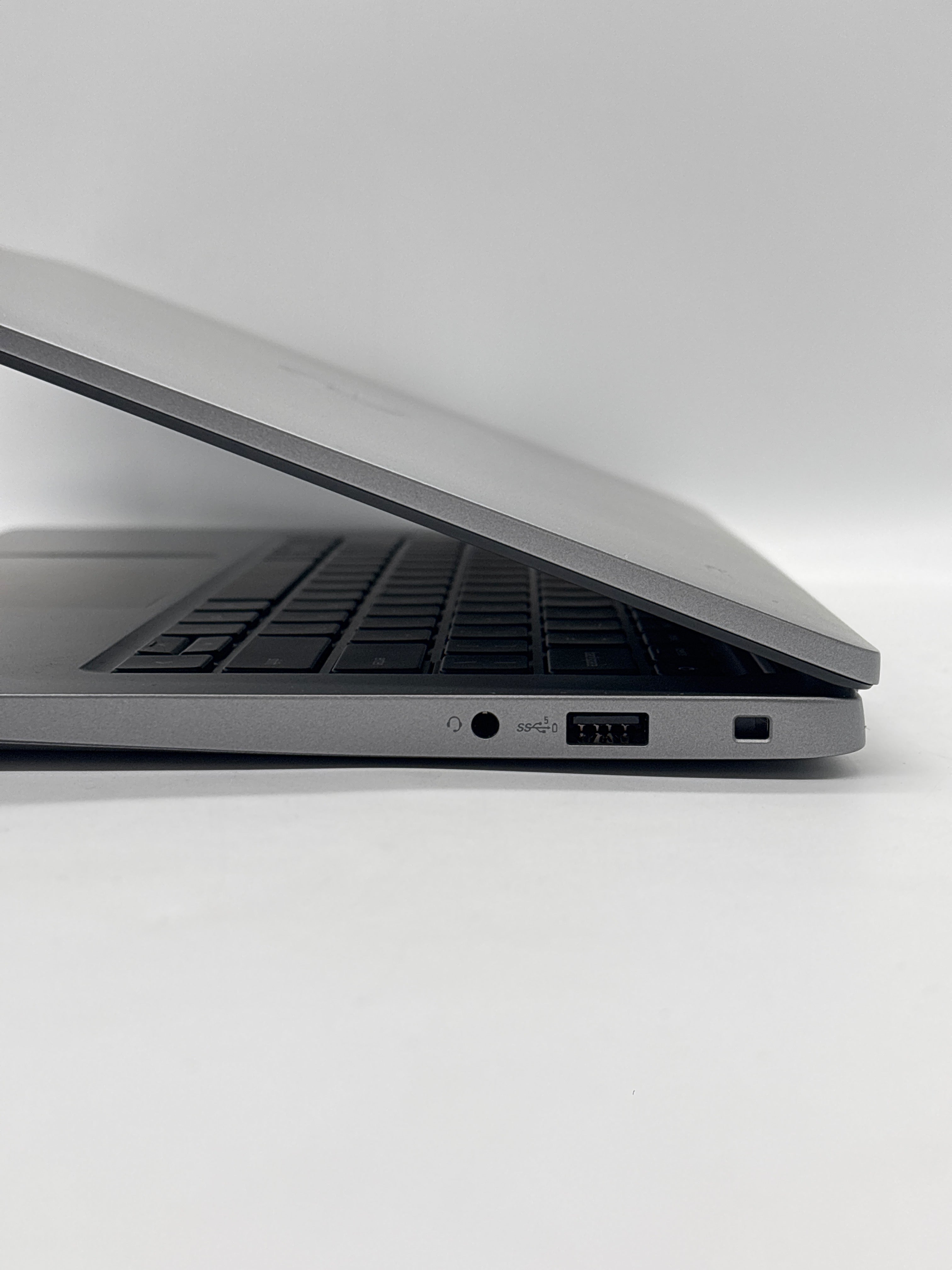 Dell Latitude 3340 i3-1215U 8GB RAM 256GB SSD