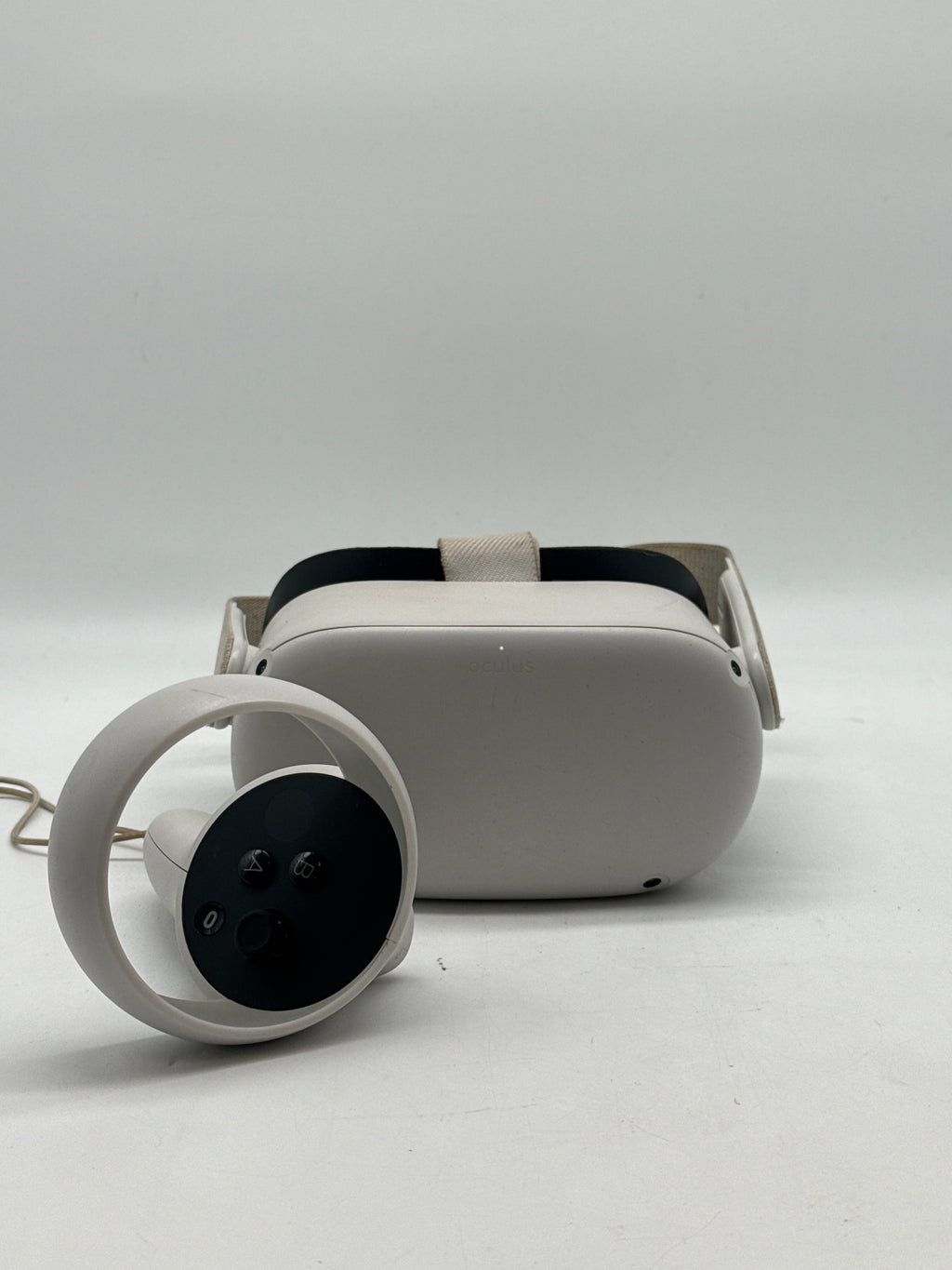 Meta Oculus Quest 2 64 GB VR Headset White - For Parts