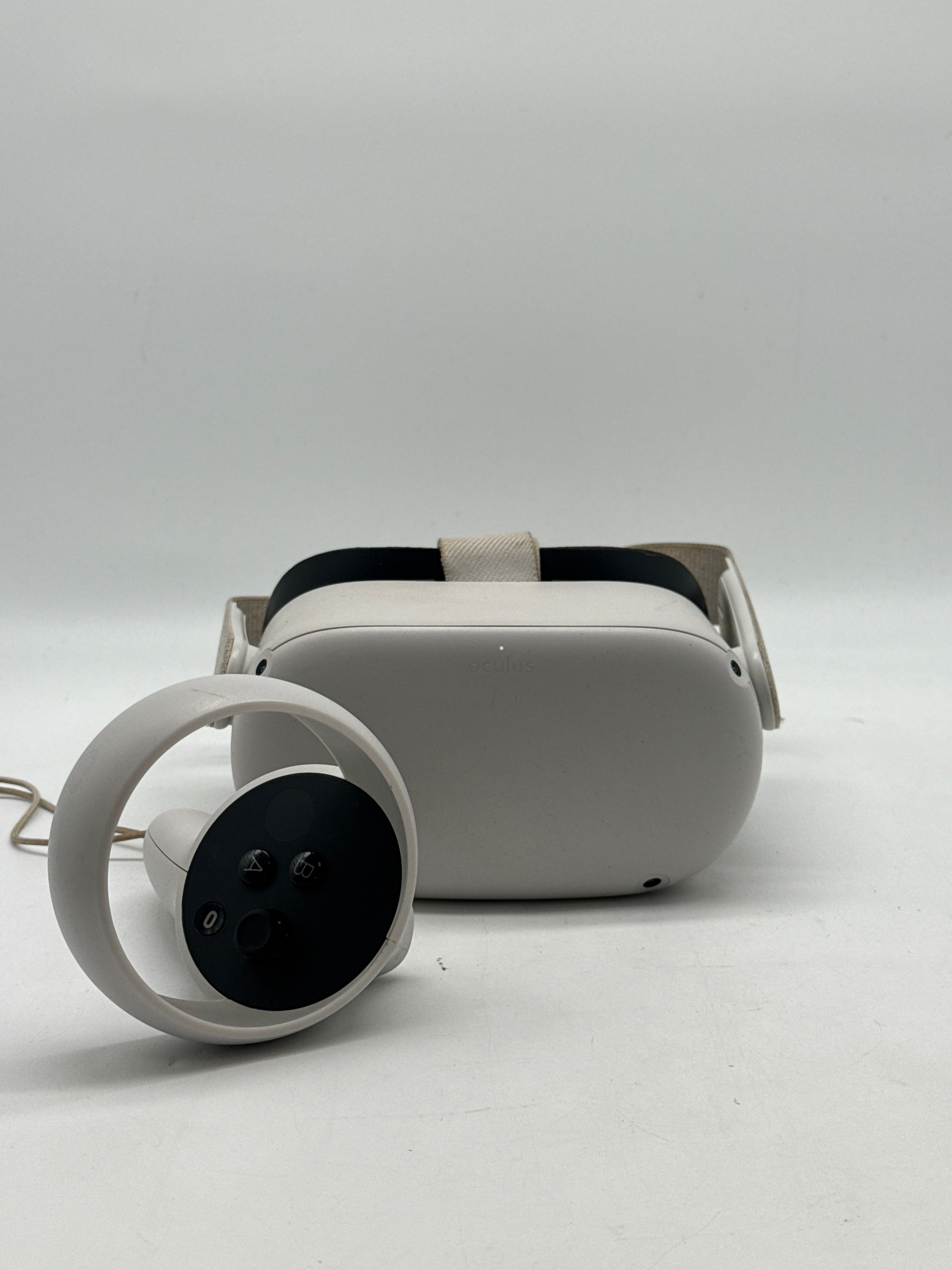 Meta Oculus Quest 2 64 GB VR Headset White - For Parts