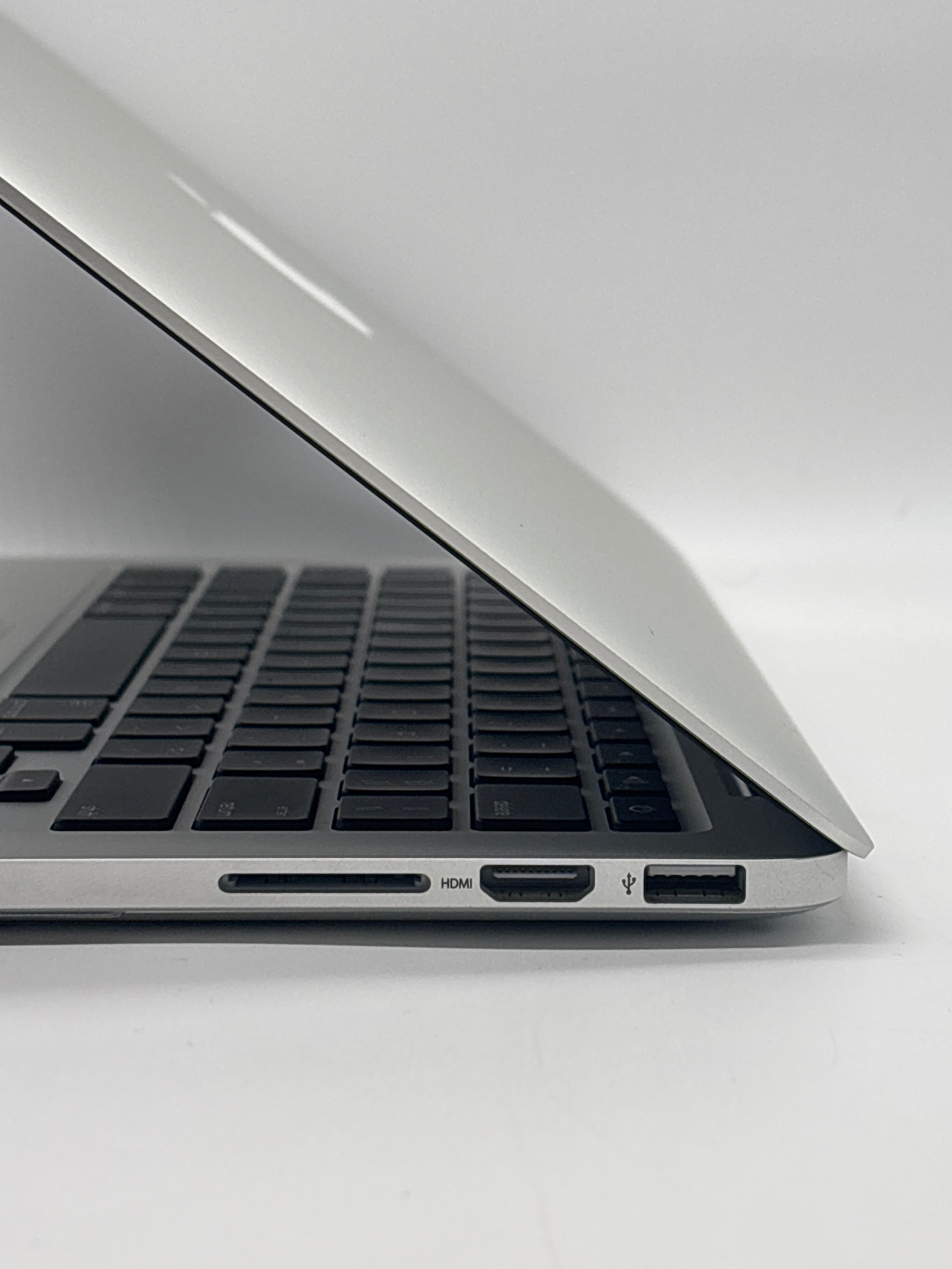 Apple MacBook Pro 13 Inch A1502 2015 i5 8GB RAM 128GB SSD (Cycle Count 60)