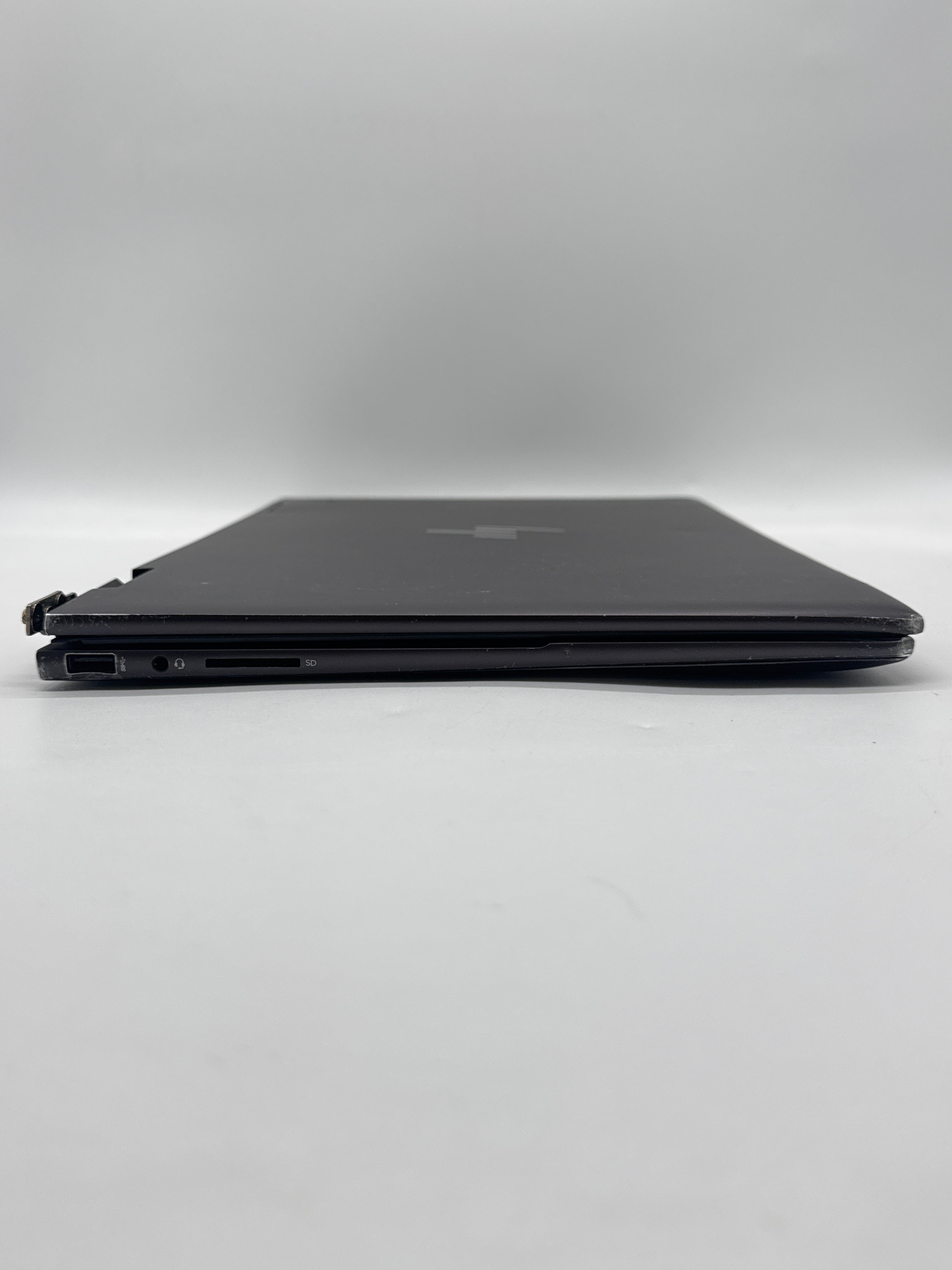 HP Envy x360 15-ey0013dx Ryzen 5 5625U 8GB RAM 256GB SSD - For Parts (Read DESC)