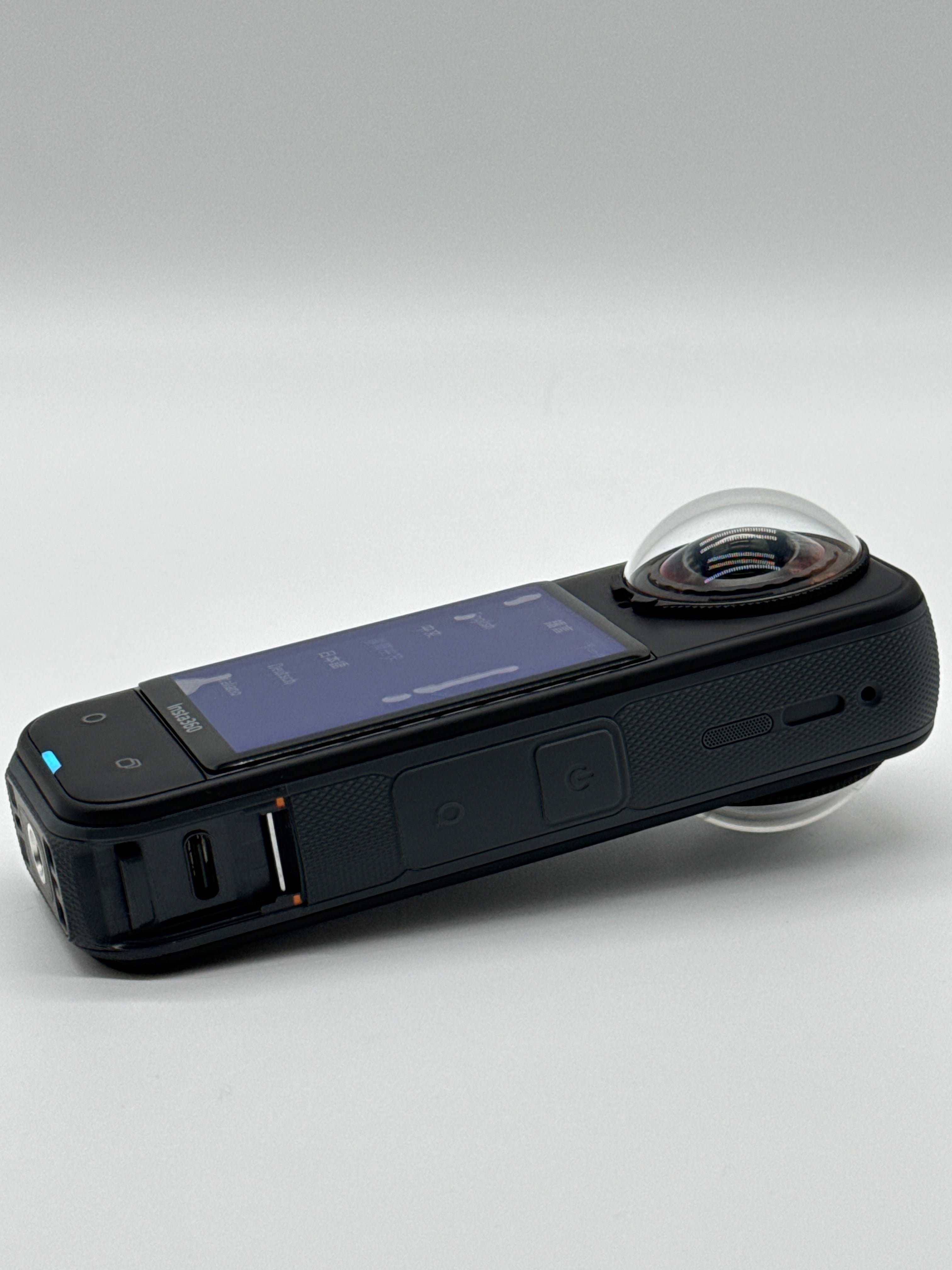 Insta360 X5 8K Action Camera Black 2.0 in UHD 512 GB