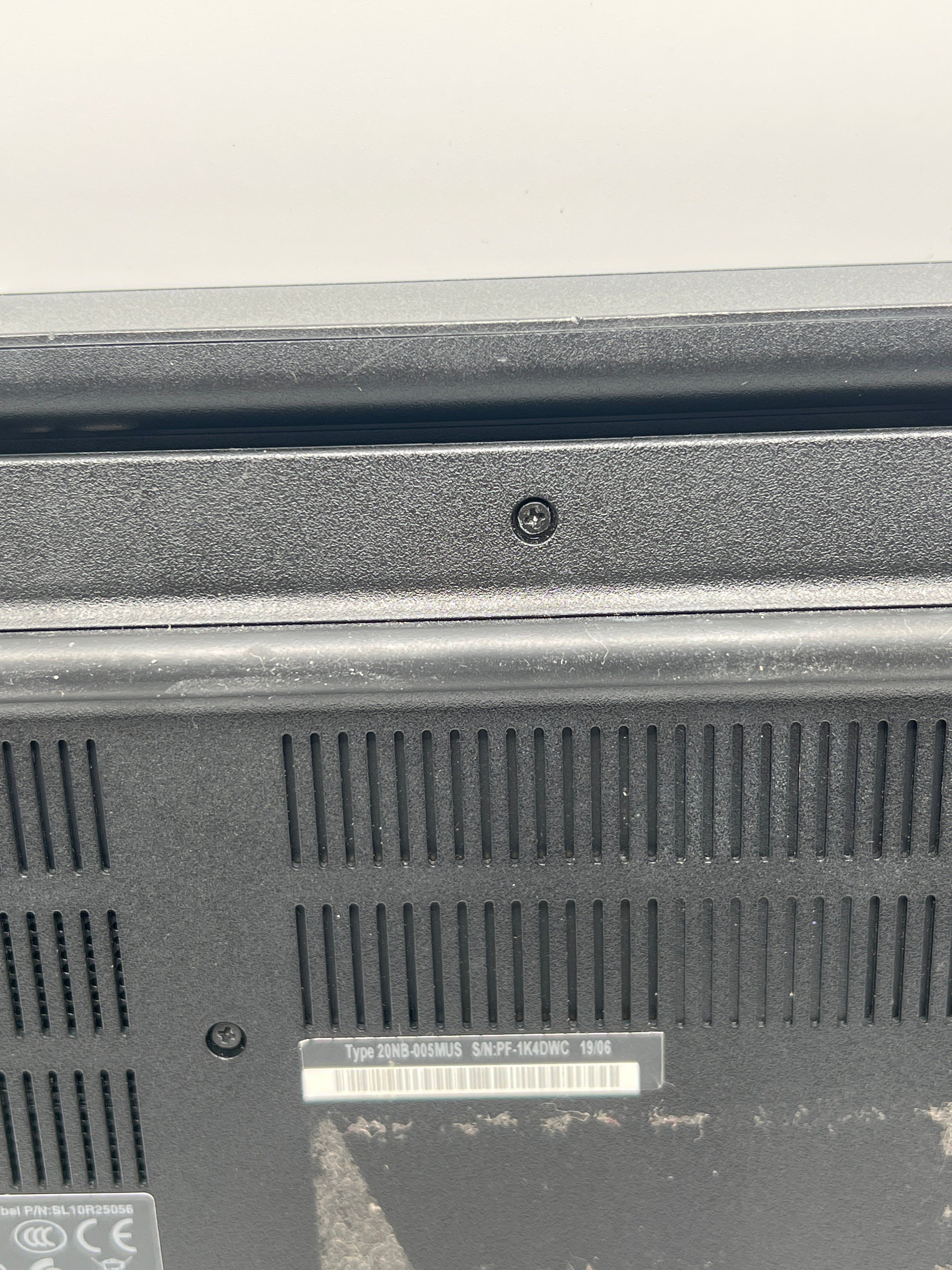Lenovo ThinkPad E590 i5-8265U 4GB RAM 512GB HDD - For Parts (Bad Battery)