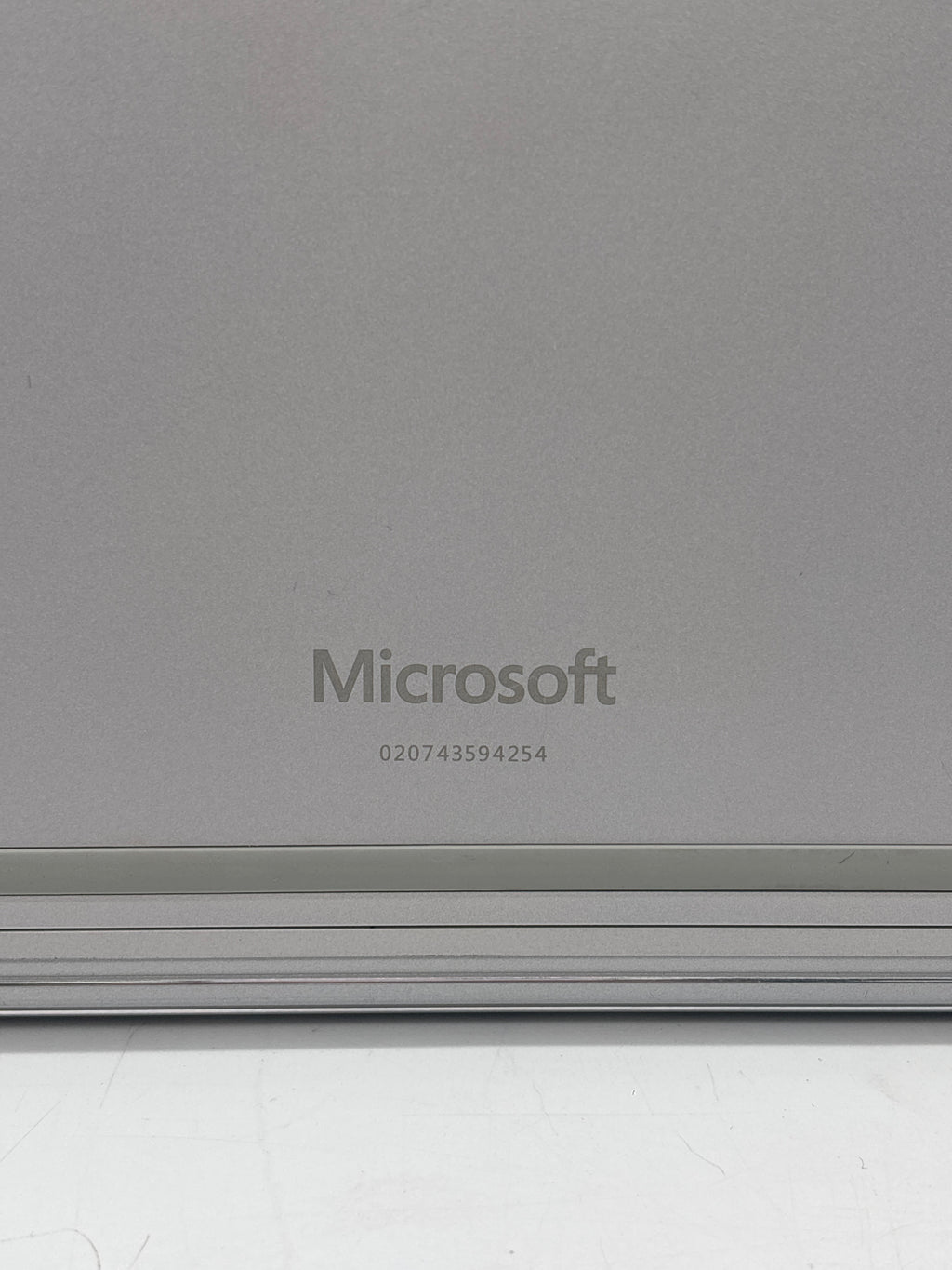 Microsoft Surface Book 2 i7-8650U 8GB RAM 256GB SSD GTX 1050