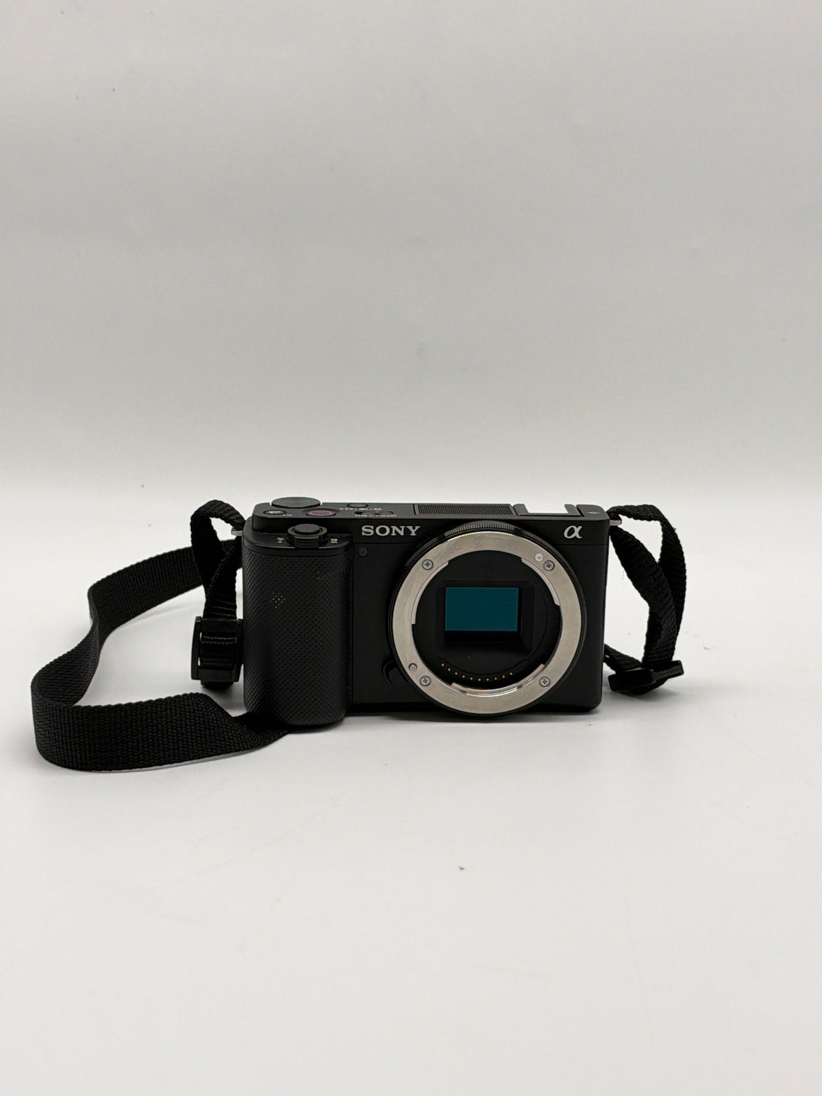 Sony ZV-E10 Mirrorless Digital Camera Body Only with Battery Charger - Used
